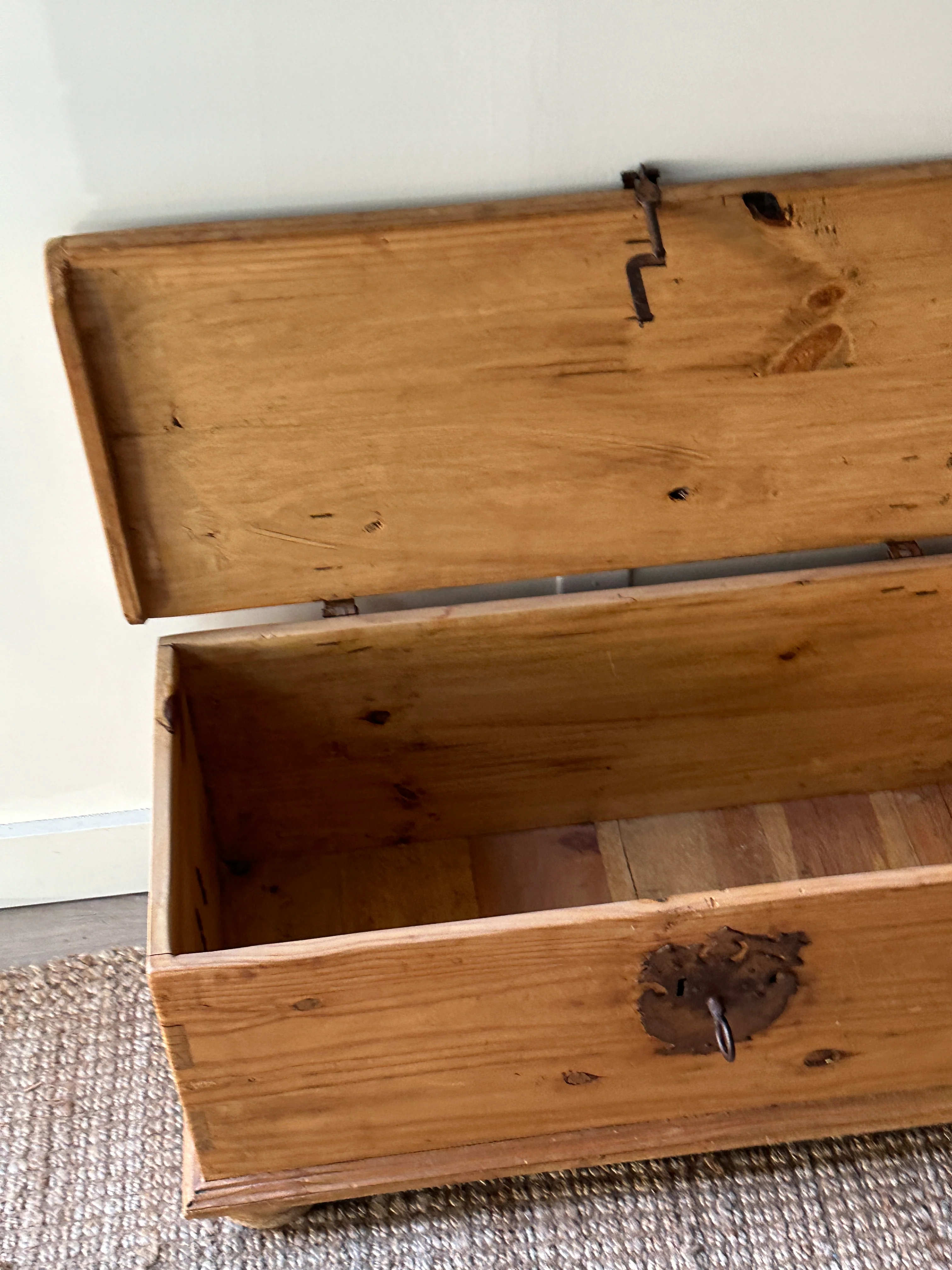 Spanish colonial pine chest - Image 6