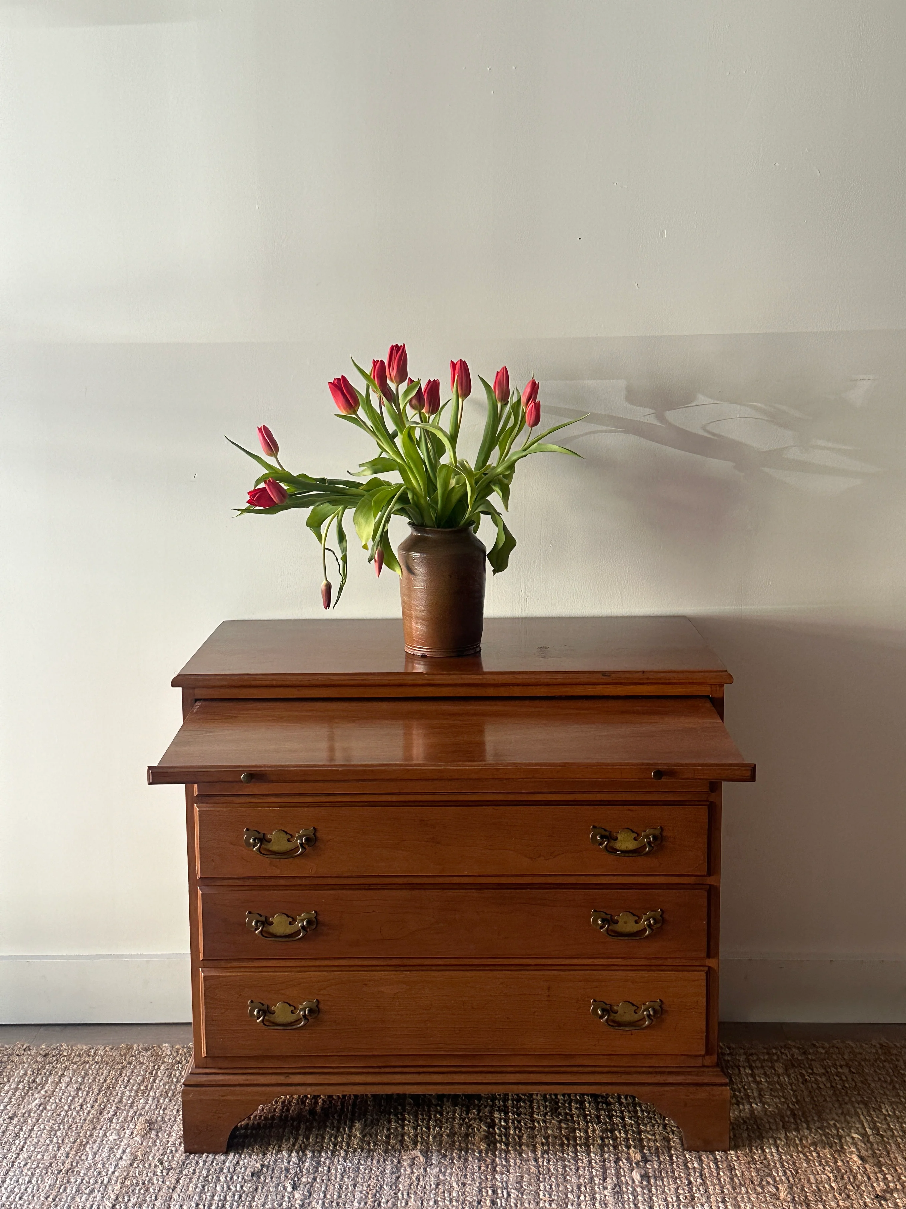 Statton cherry dresser - Image 8