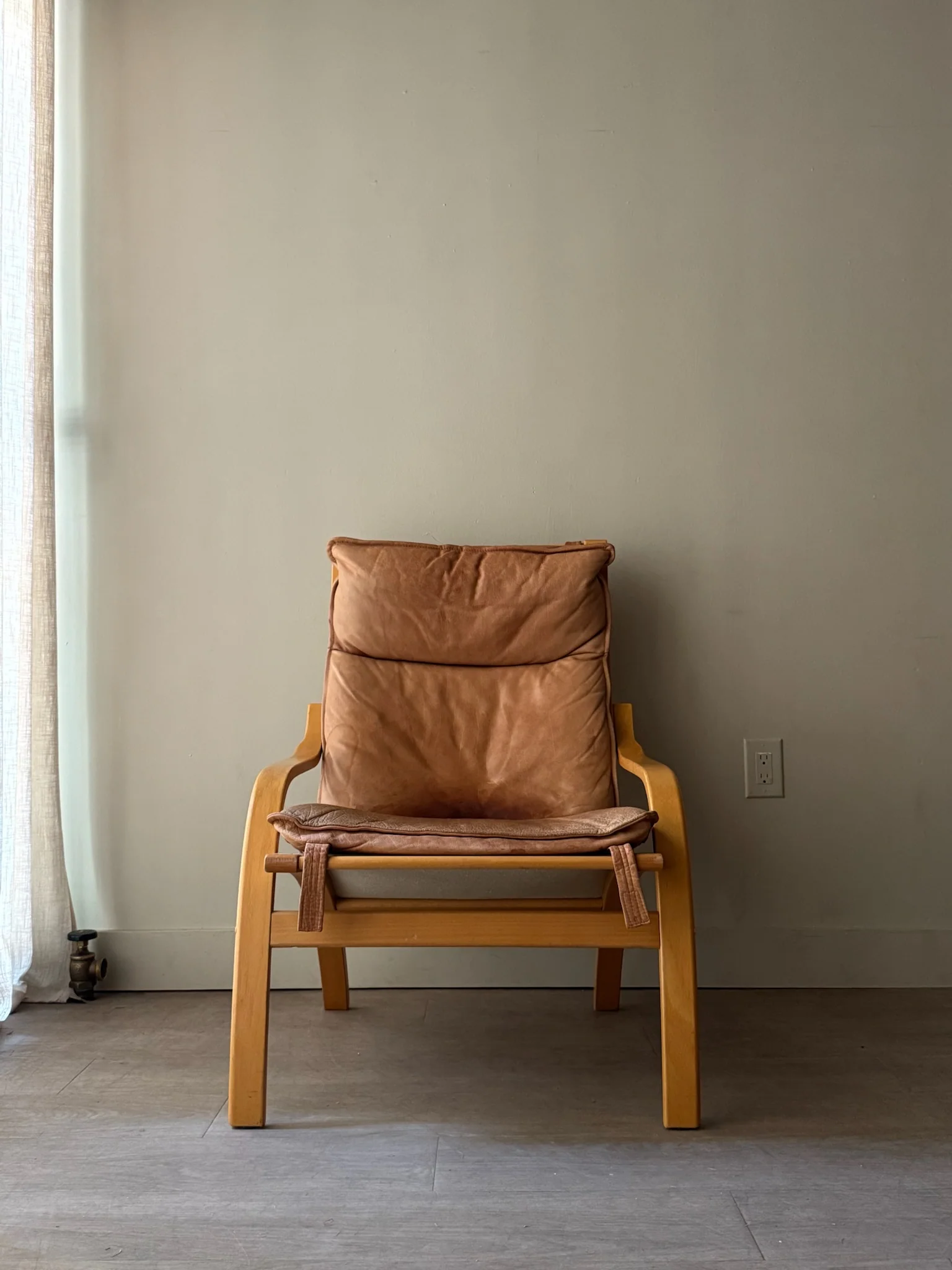 Stouby Danish leather bentwood lounge chair