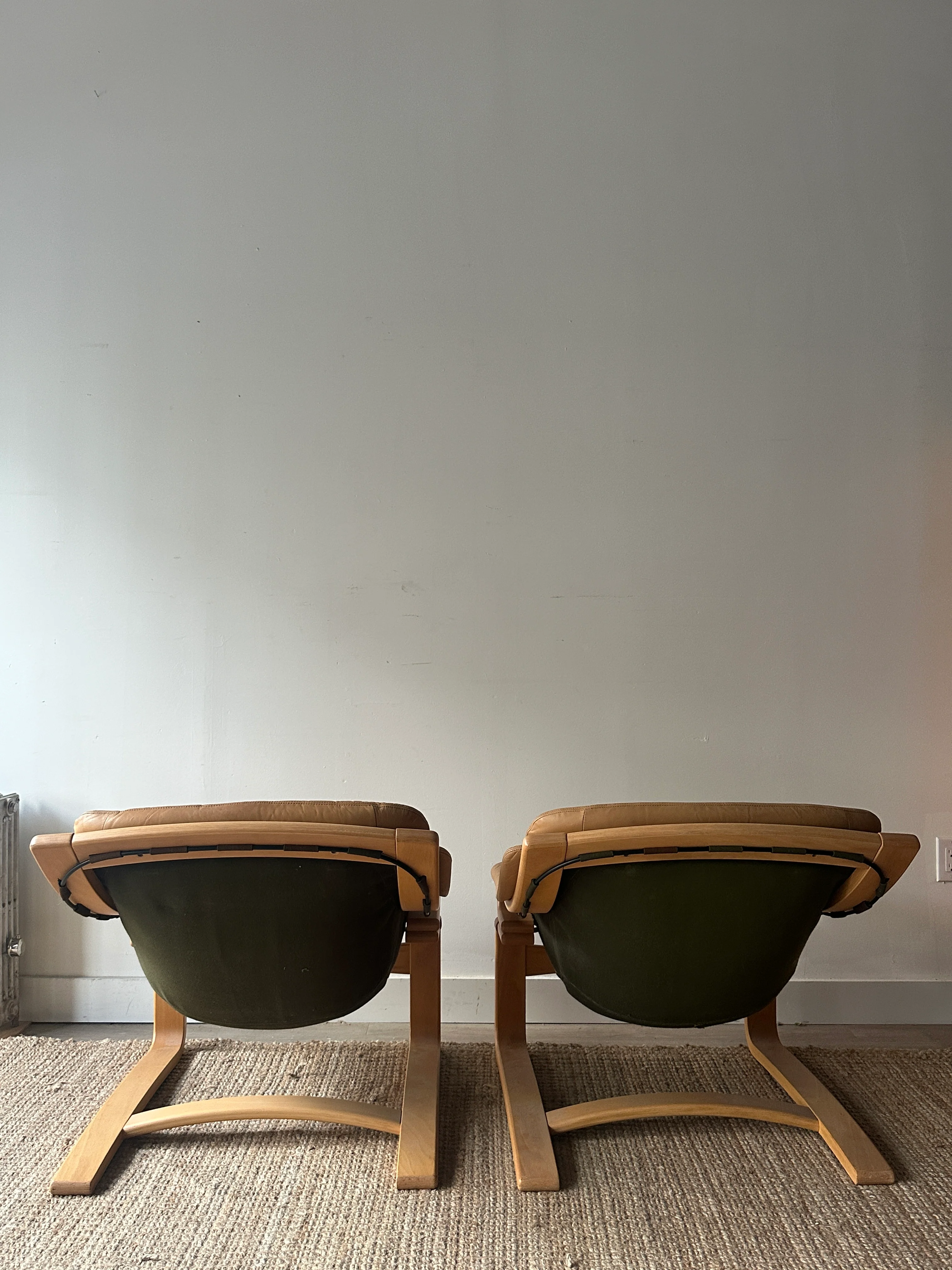 Svend Skipper lounge chairs. Sold individually. - Image 5