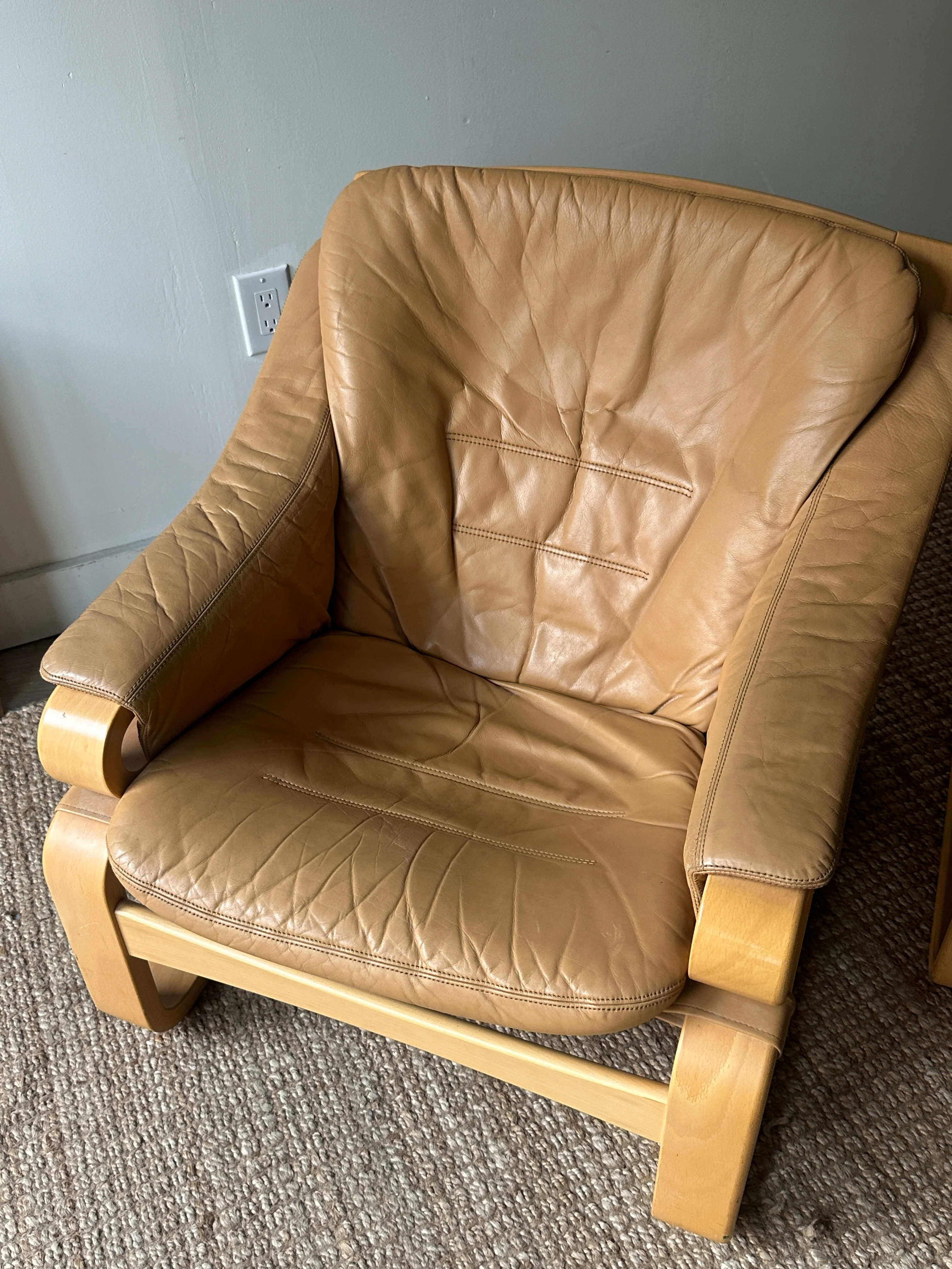 Svend Skipper lounge chairs. Sold individually. - Image 9
