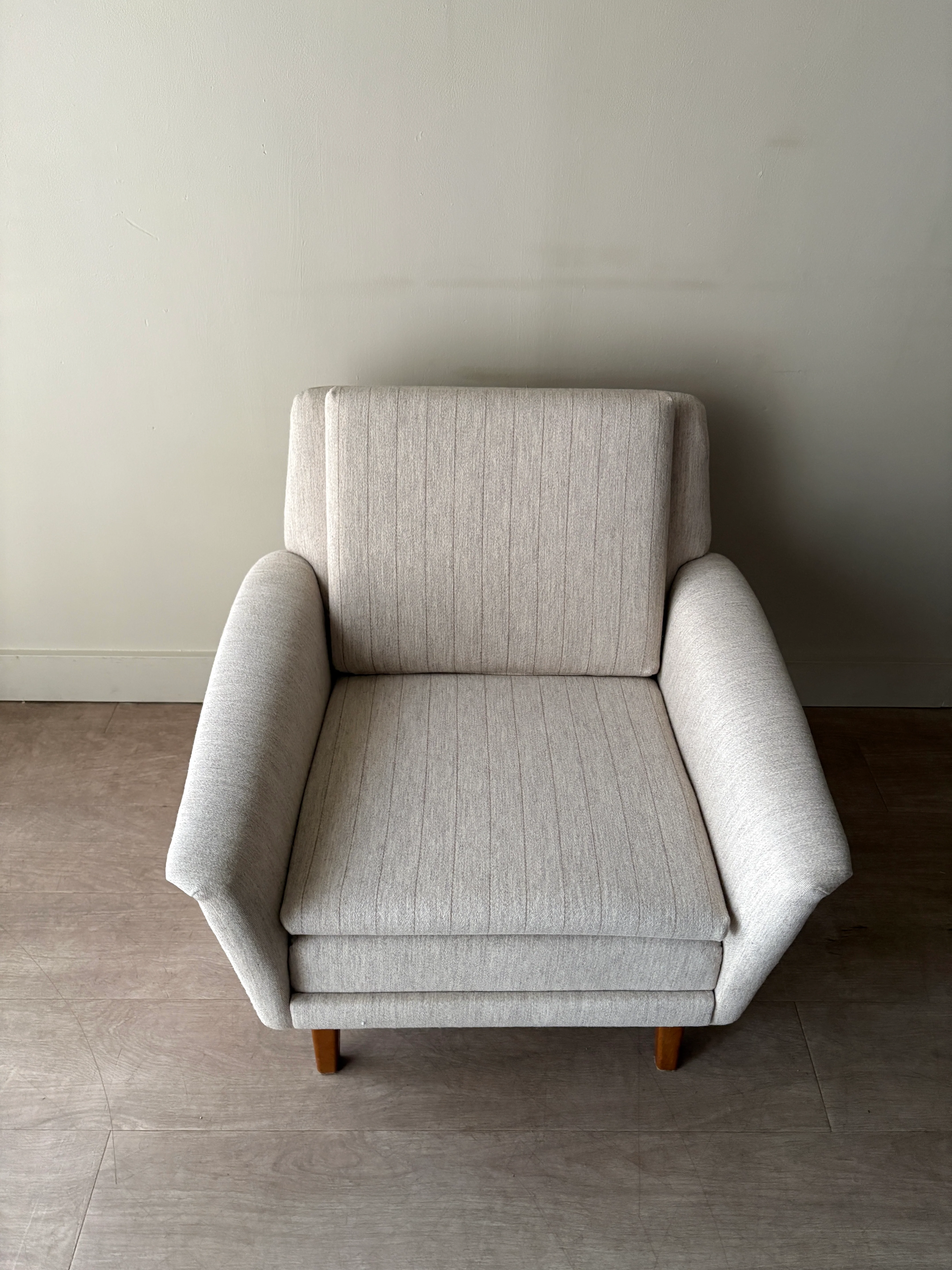 Swedish oatmeal striped lounge chair - Image 2