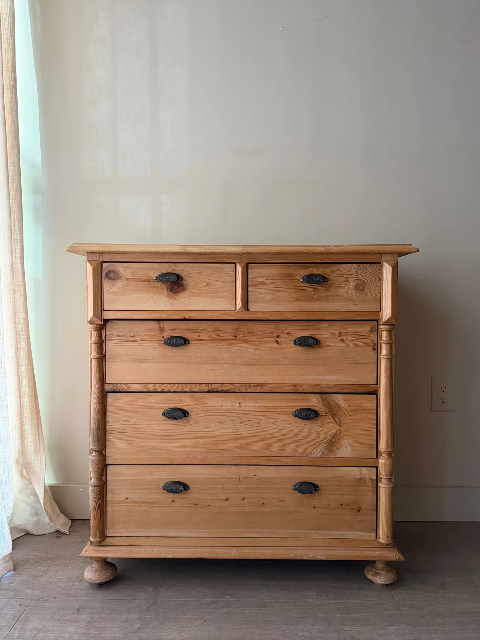 Swedish pine dresser