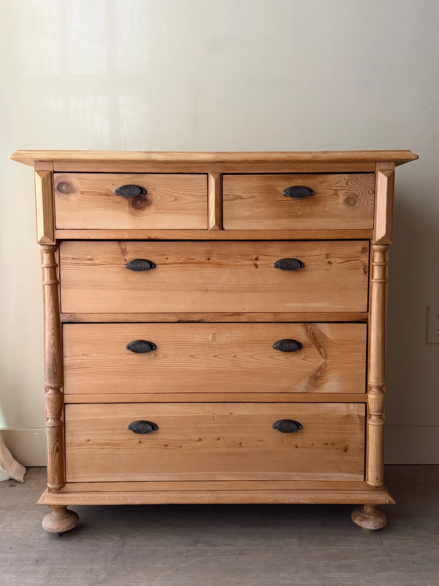 Swedish pine dresser - Image 2