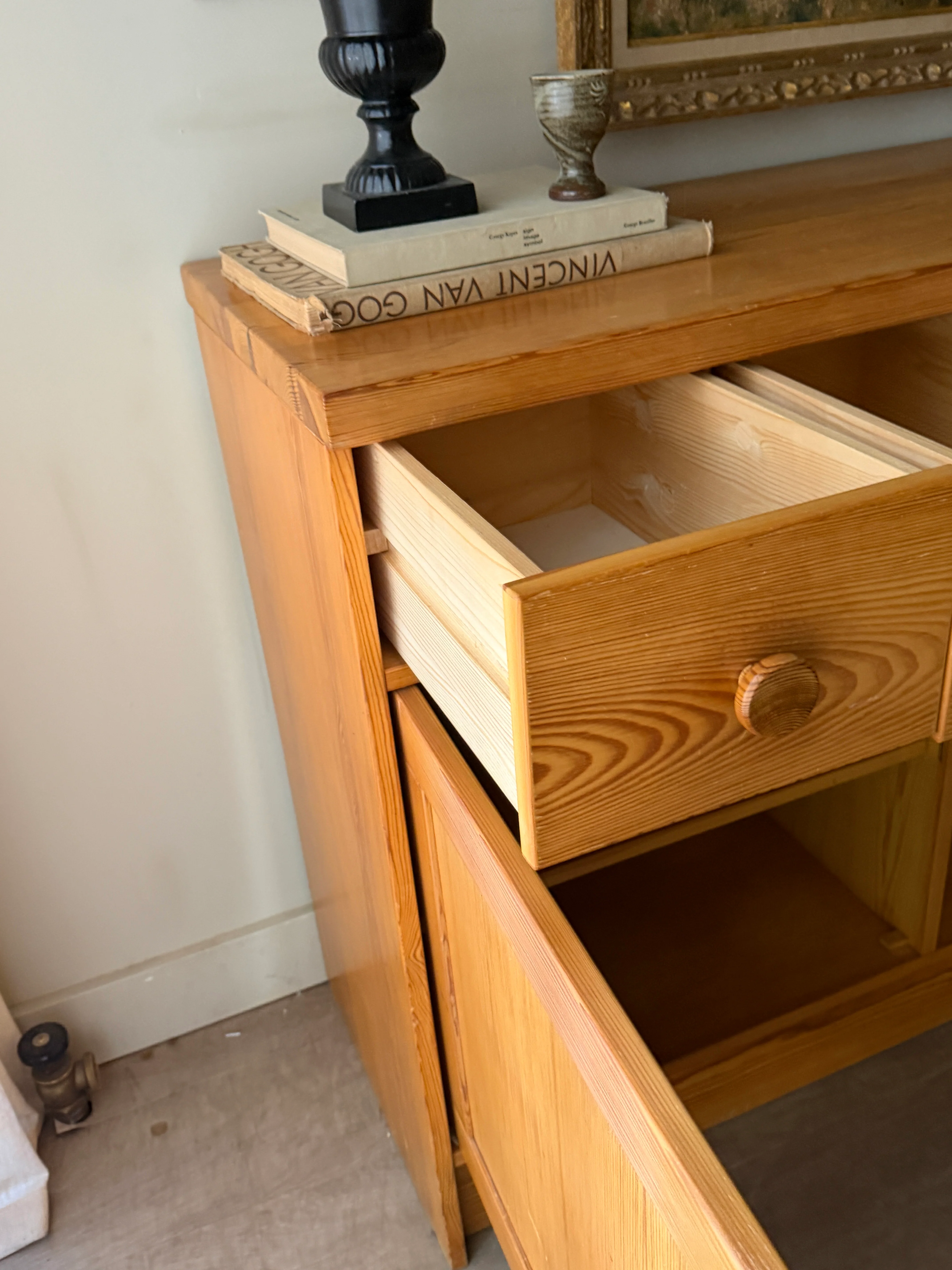 Gillis Lundgren Torsvik Swedish pine sideboard - Image 4