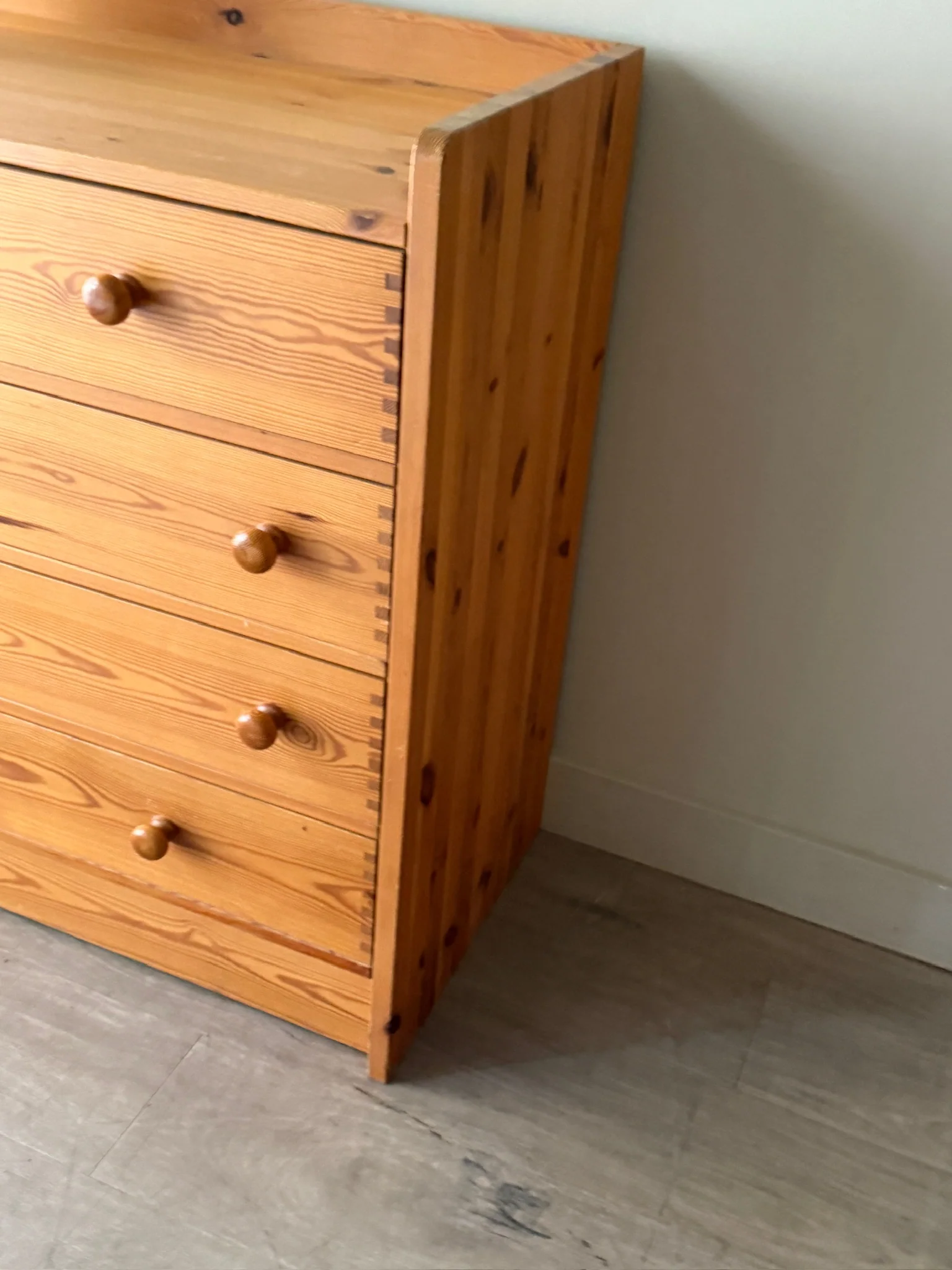 Swedish pine sideboard - Image 4