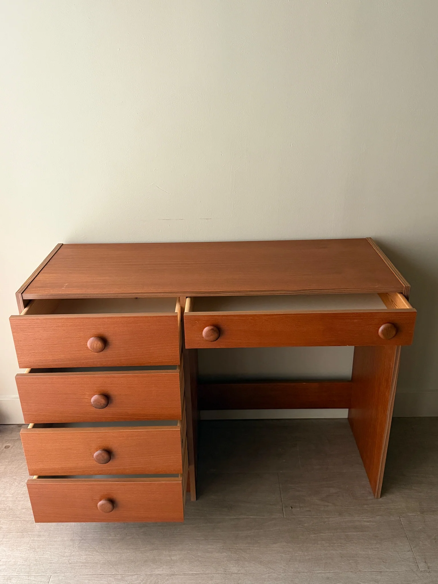 Swedish teak desk - Image 5