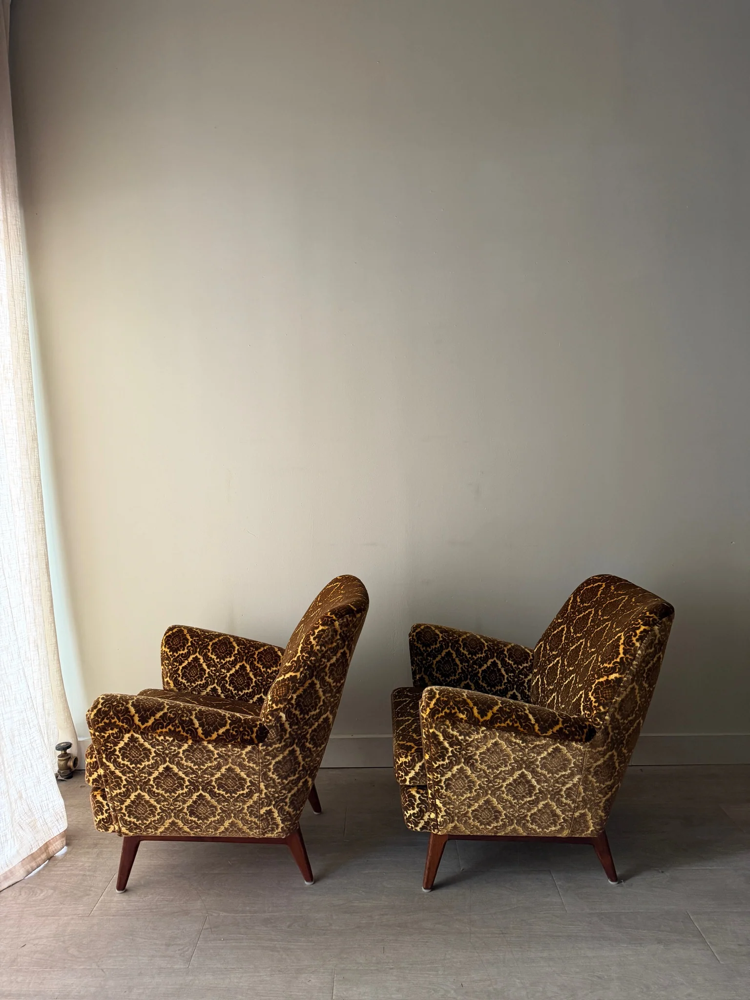 Swedish velvet club chairs. Sold individually. - Image 4