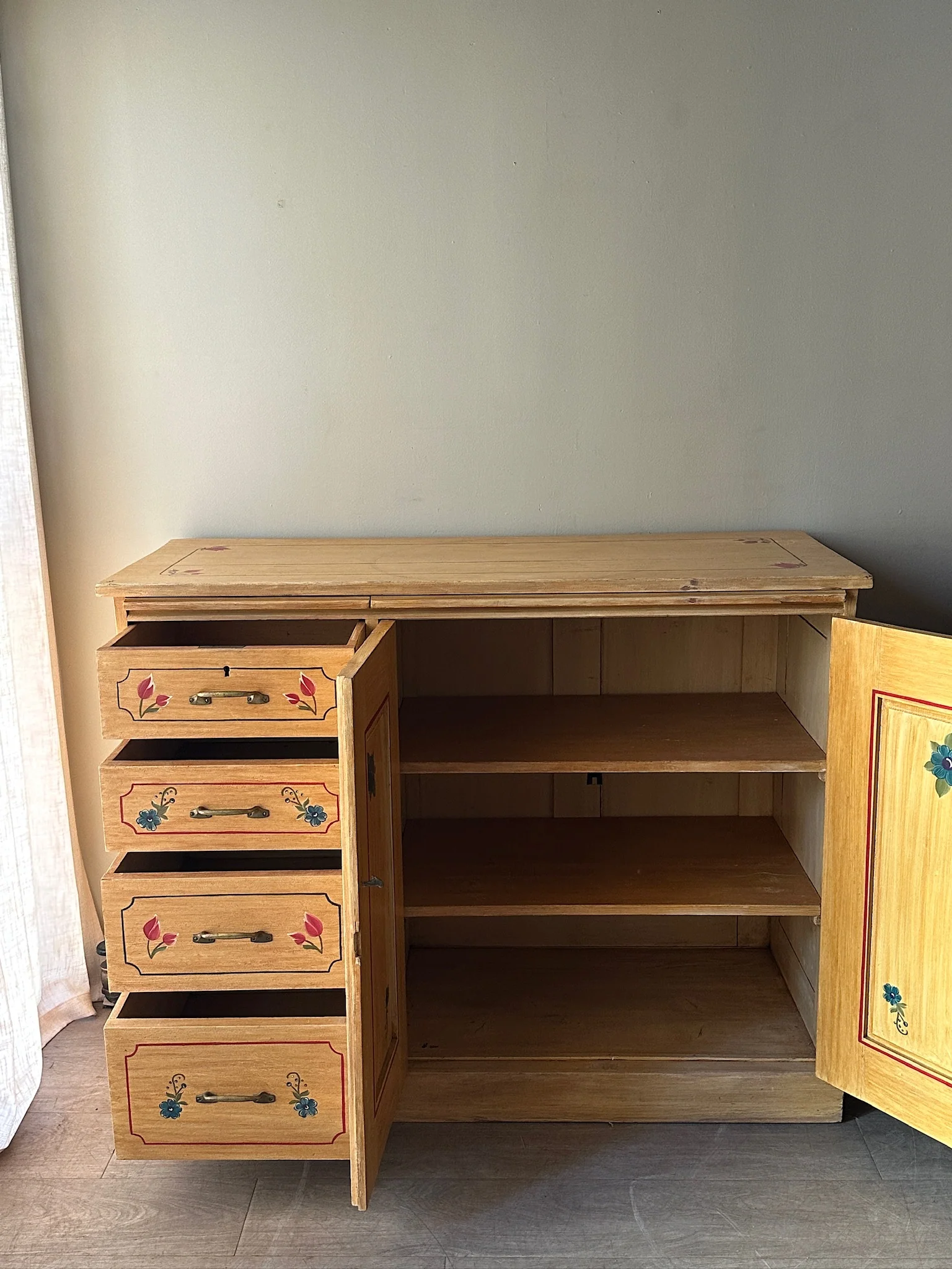 Swiss hand painted folk cabinet - Image 5