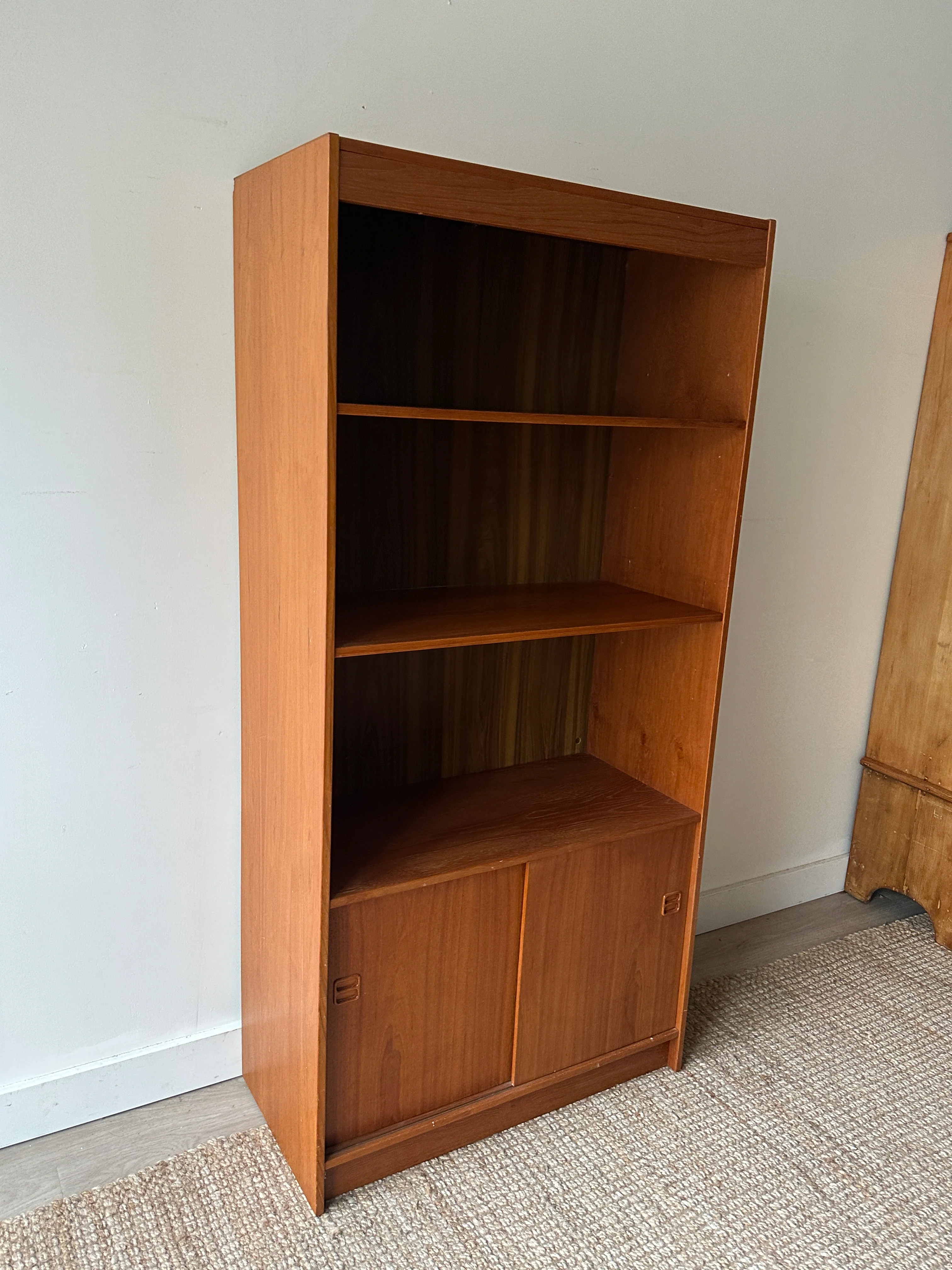 Teak bookcase - Image 3
