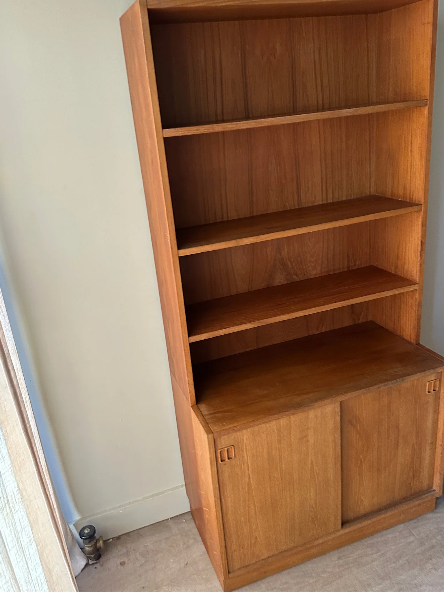 Teak cabinet - Image 2