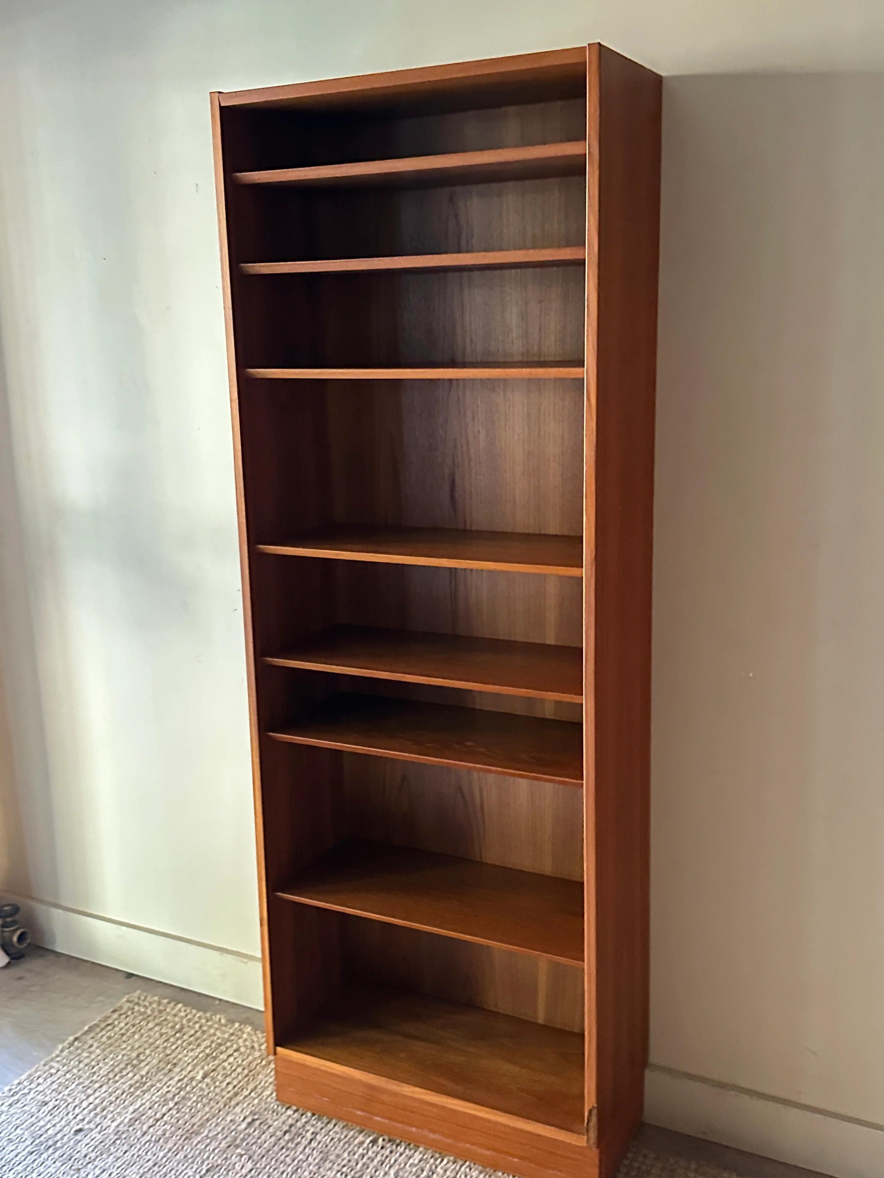 Teak bookshelf - Image 3