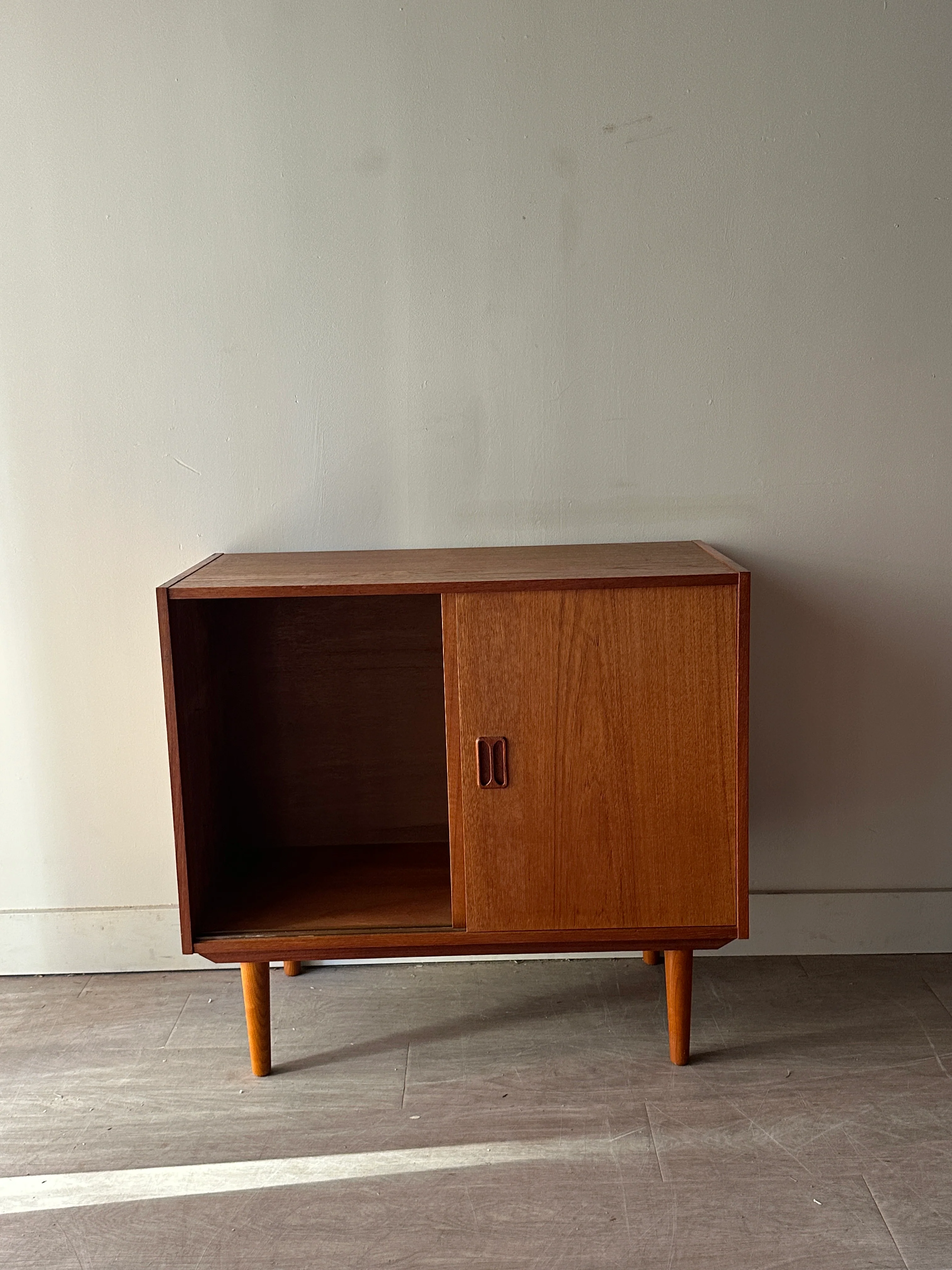 Teak cabinet - Image 5