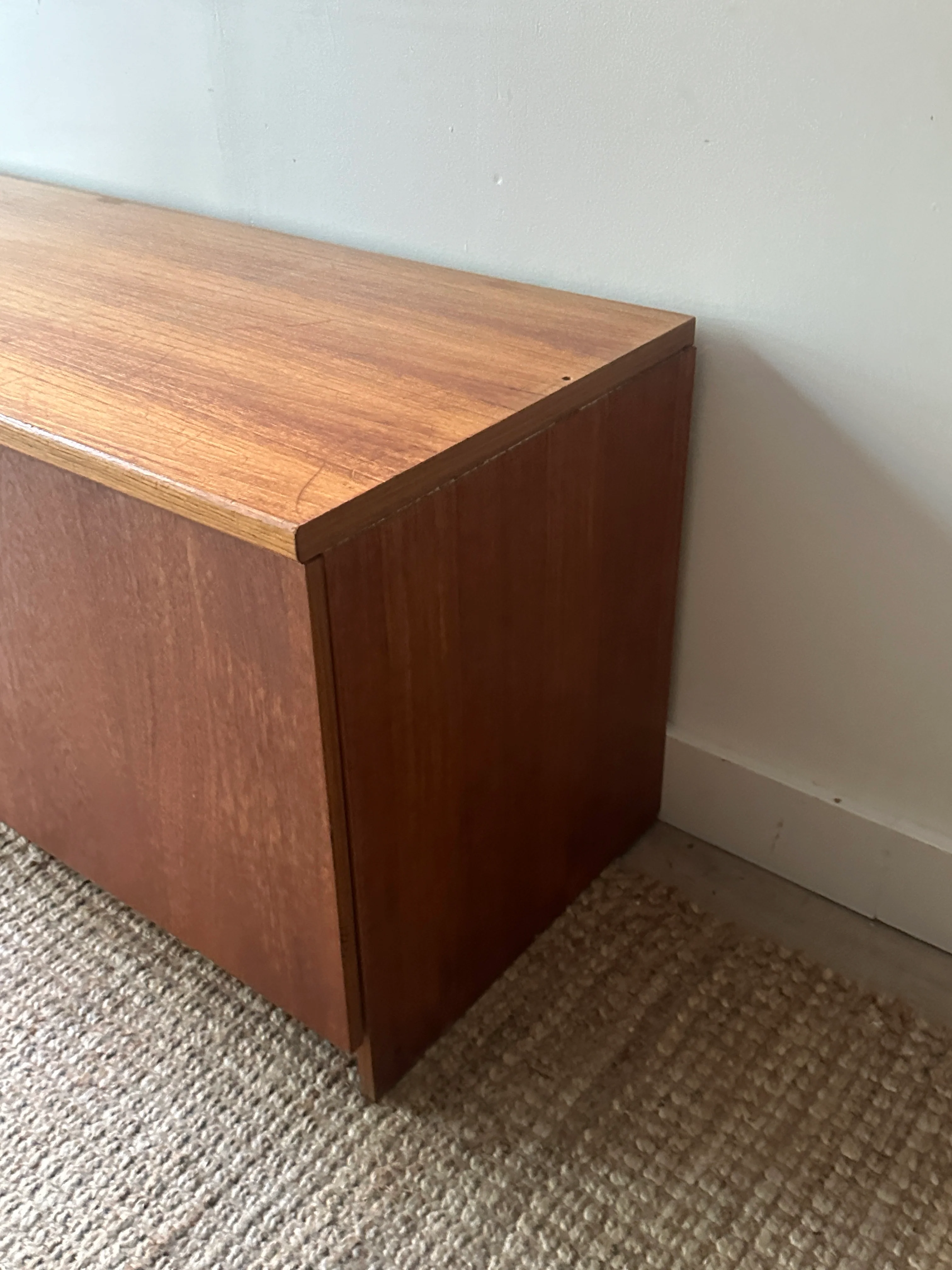 Teak console - Image 4