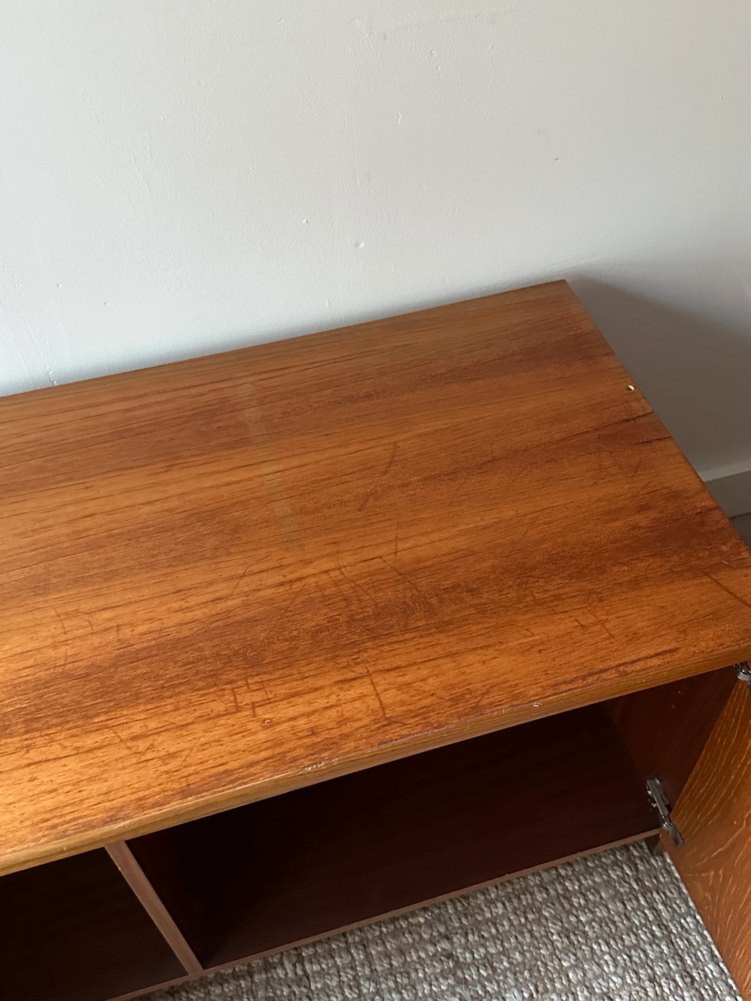 Teak console - Image 7