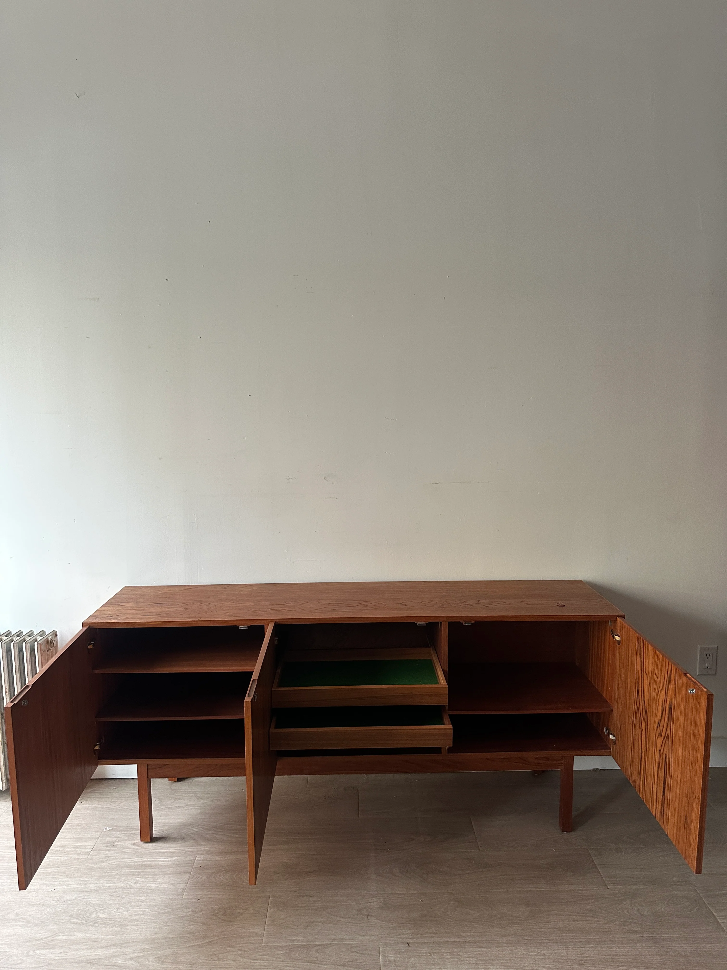 Teak credenza - Image 6