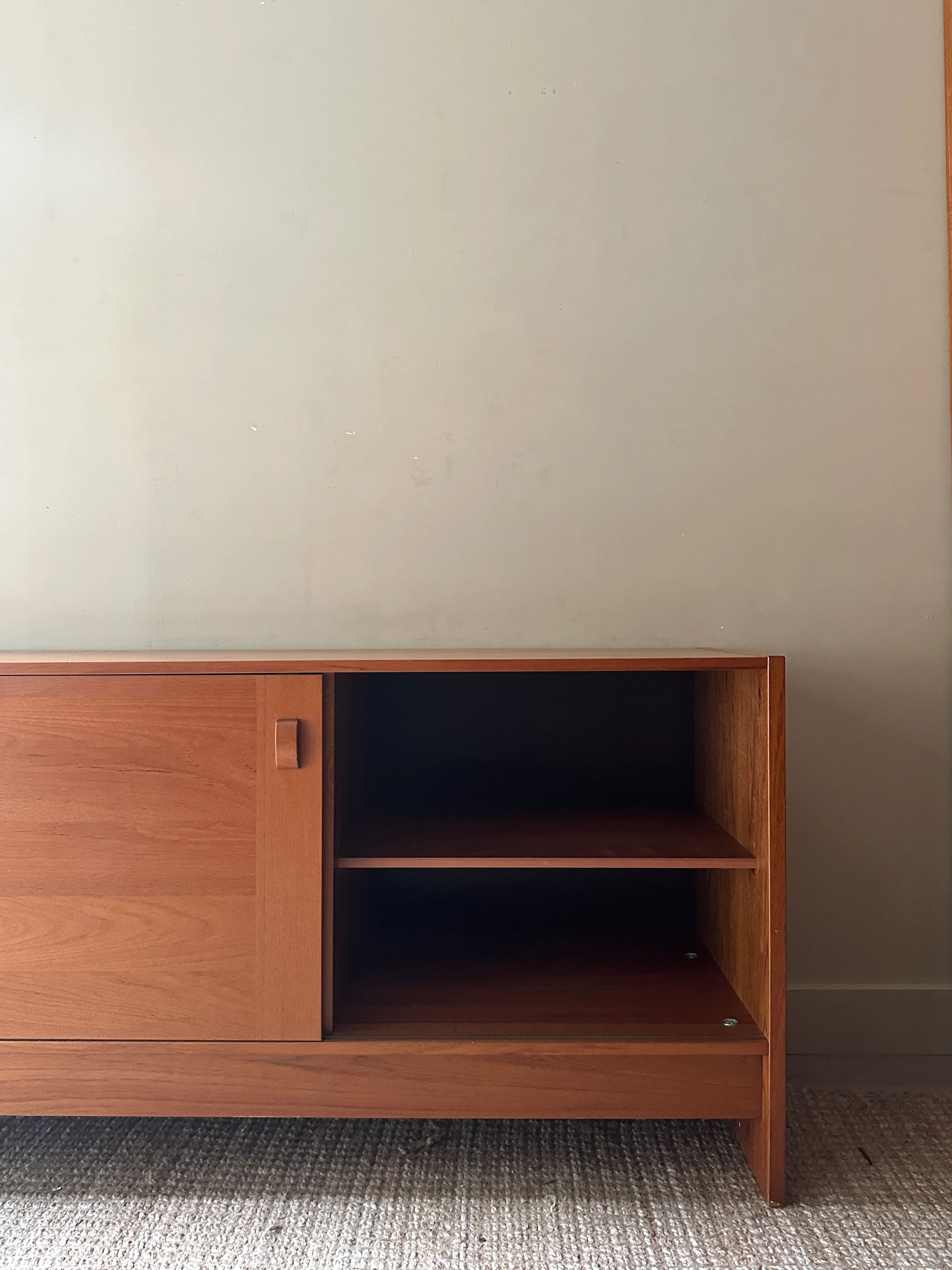 Teak credenza - Image 4
