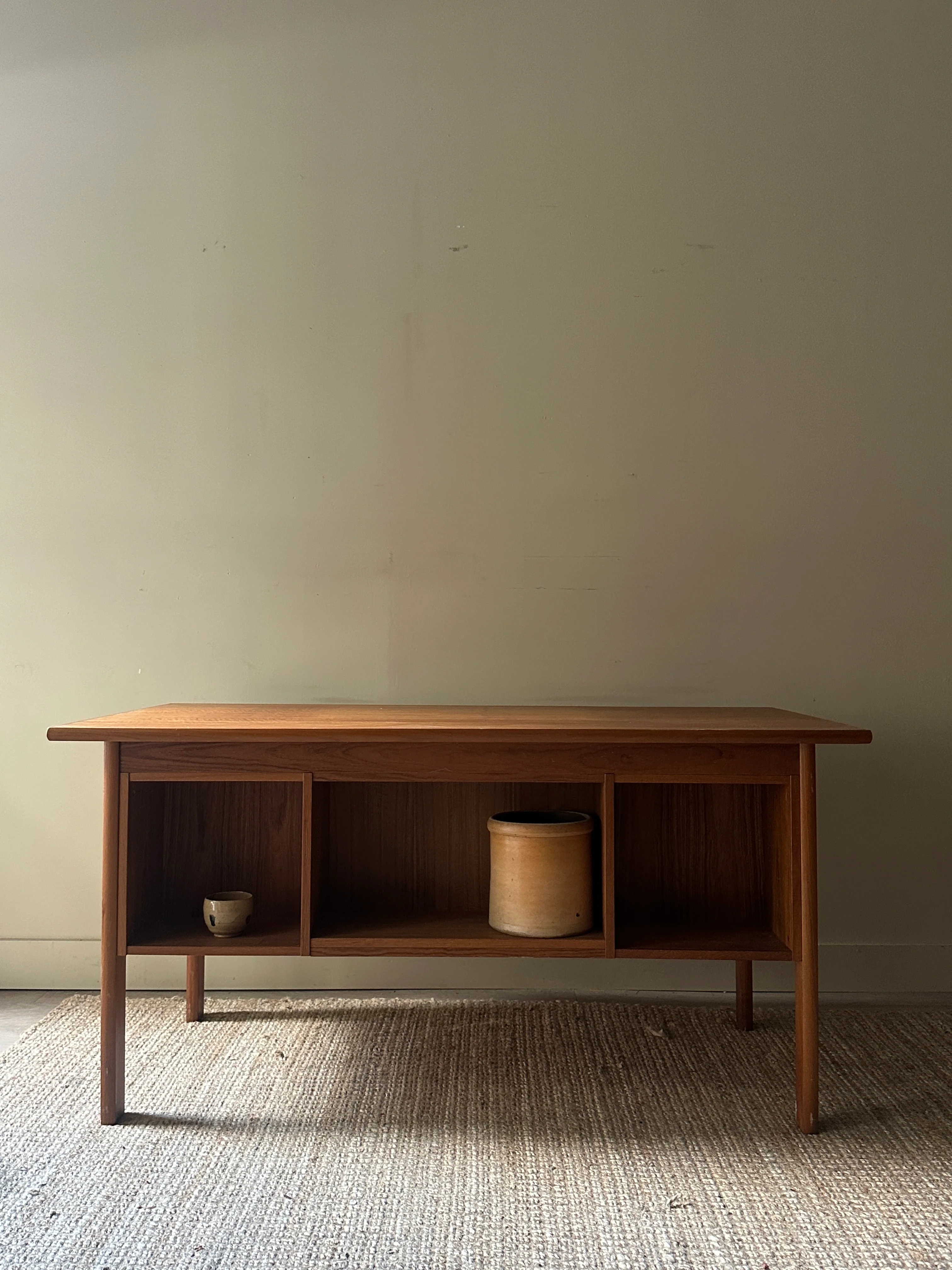 Teak desk. (Two drawers locked) - Image 5