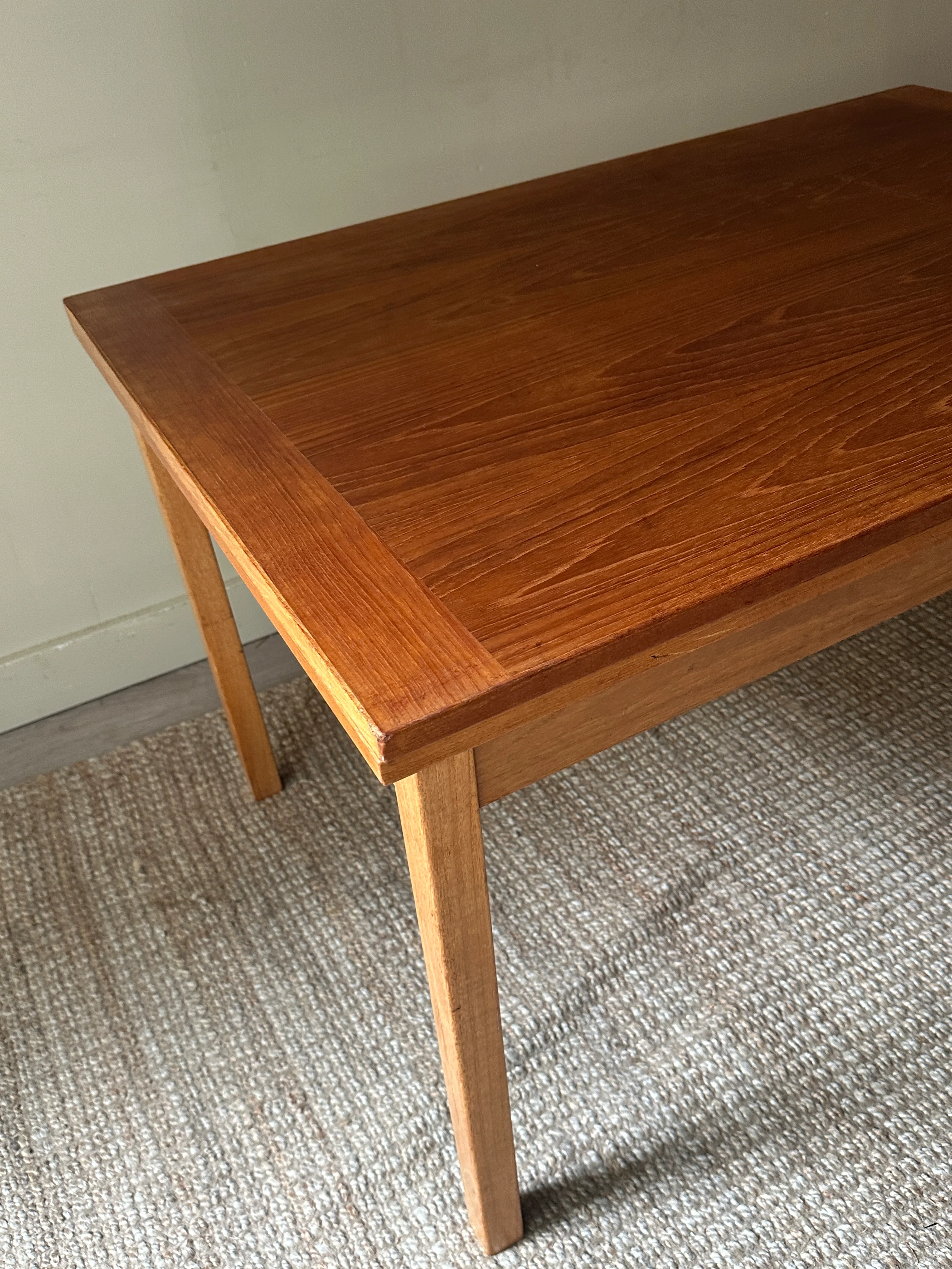 Teak extension dining table - Image 4