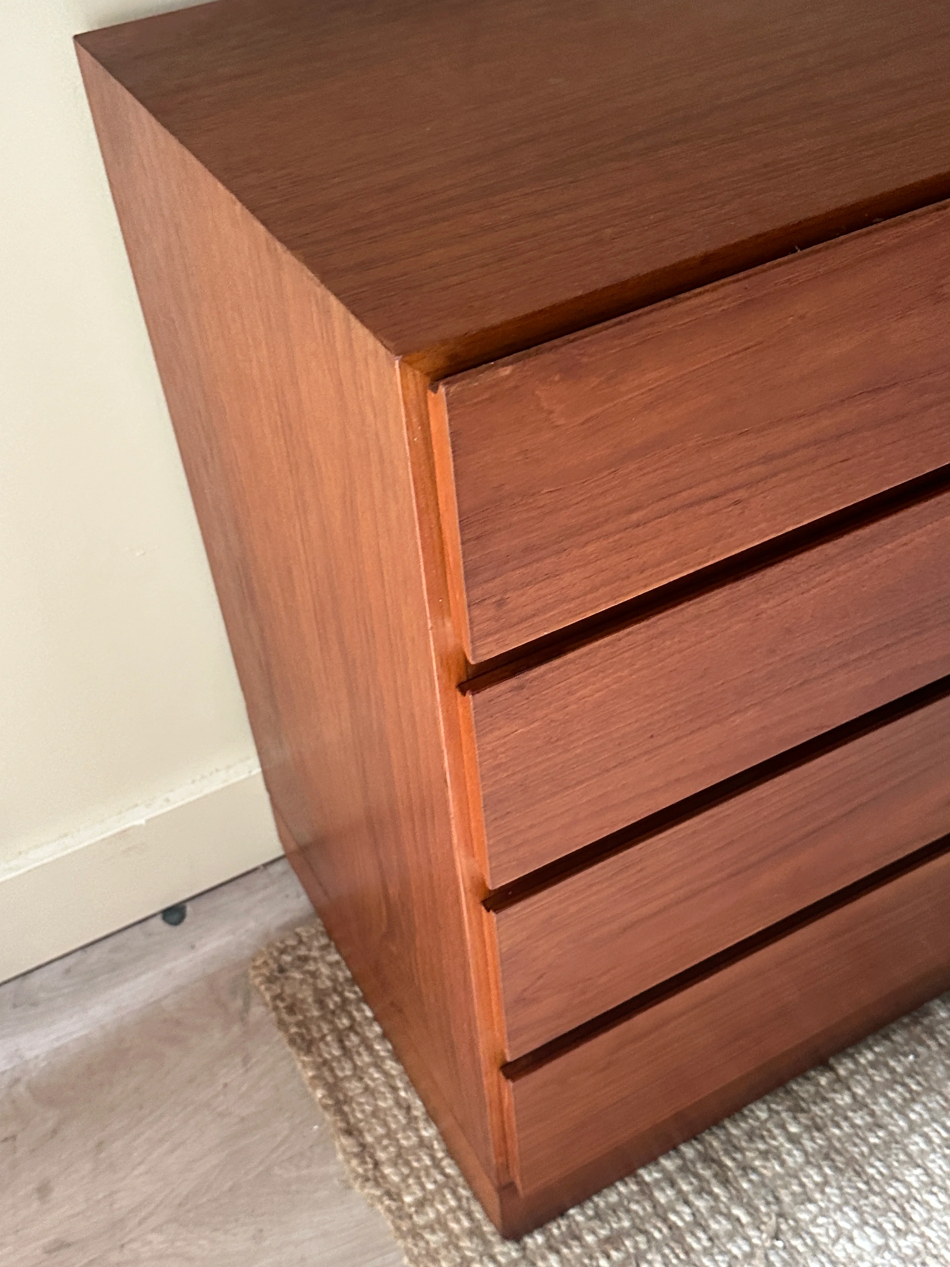 Teak dresser - Image 3