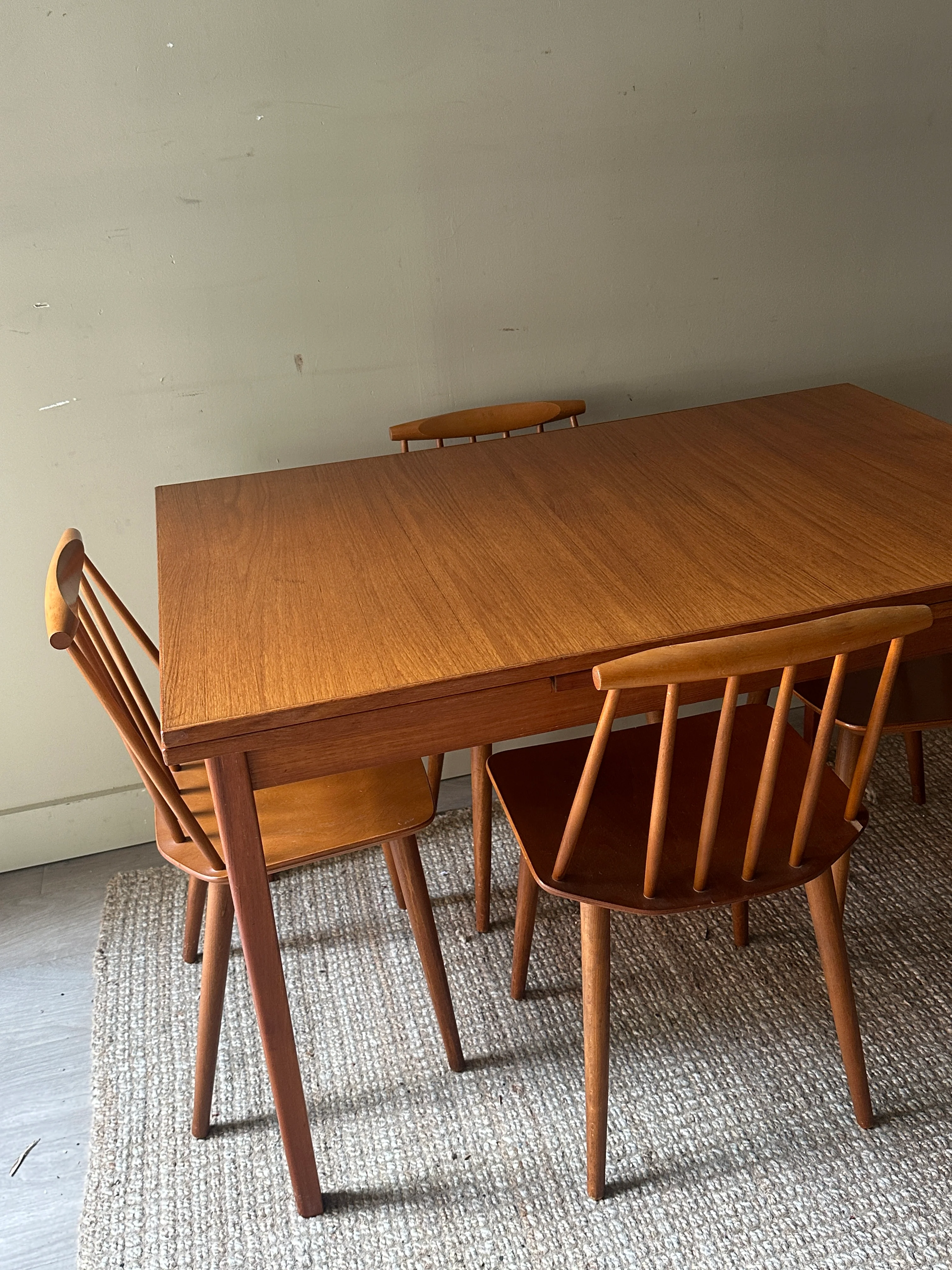 Teak extension dining table - Image 2