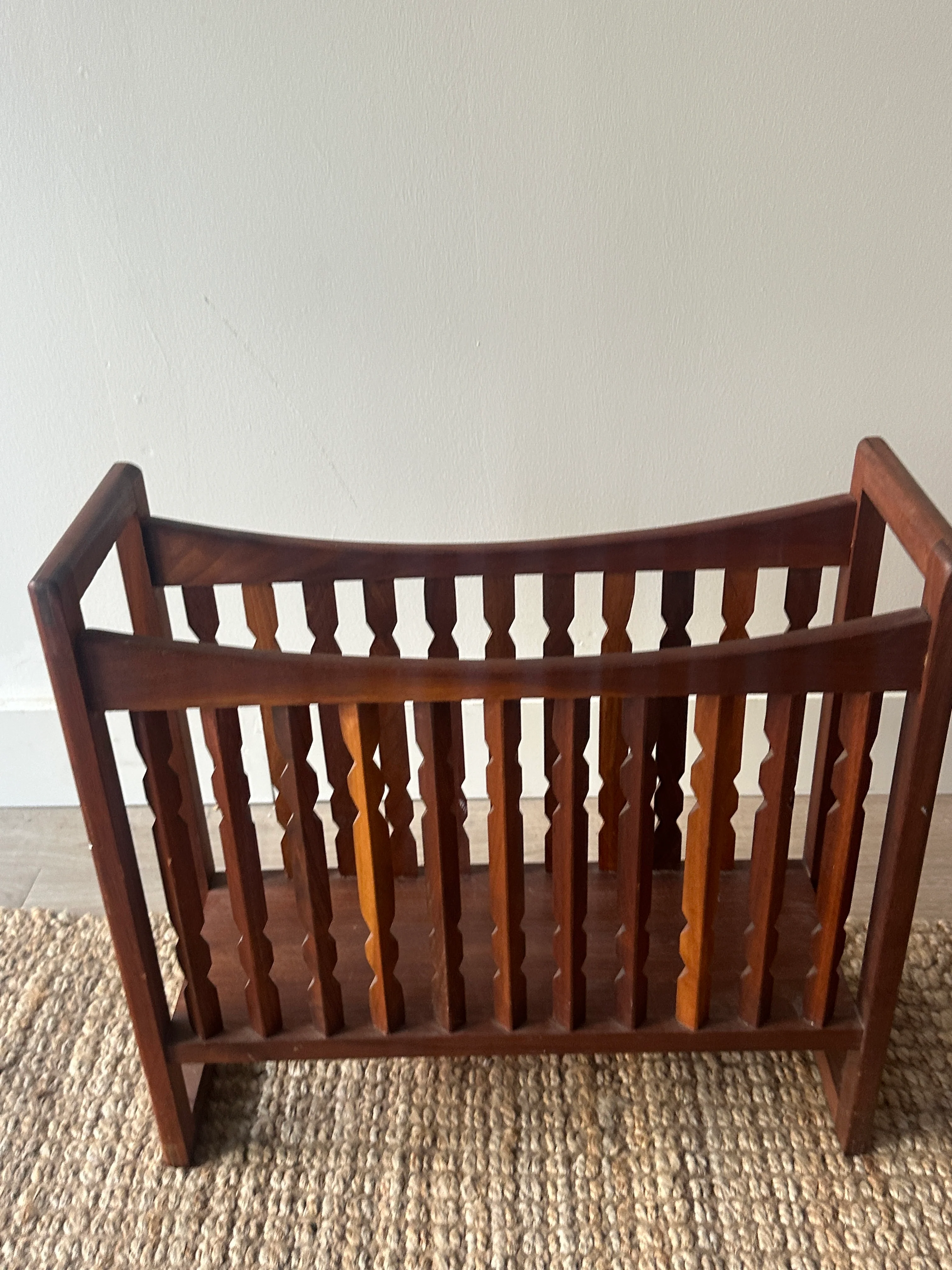 Teak magazine holder - Image 2
