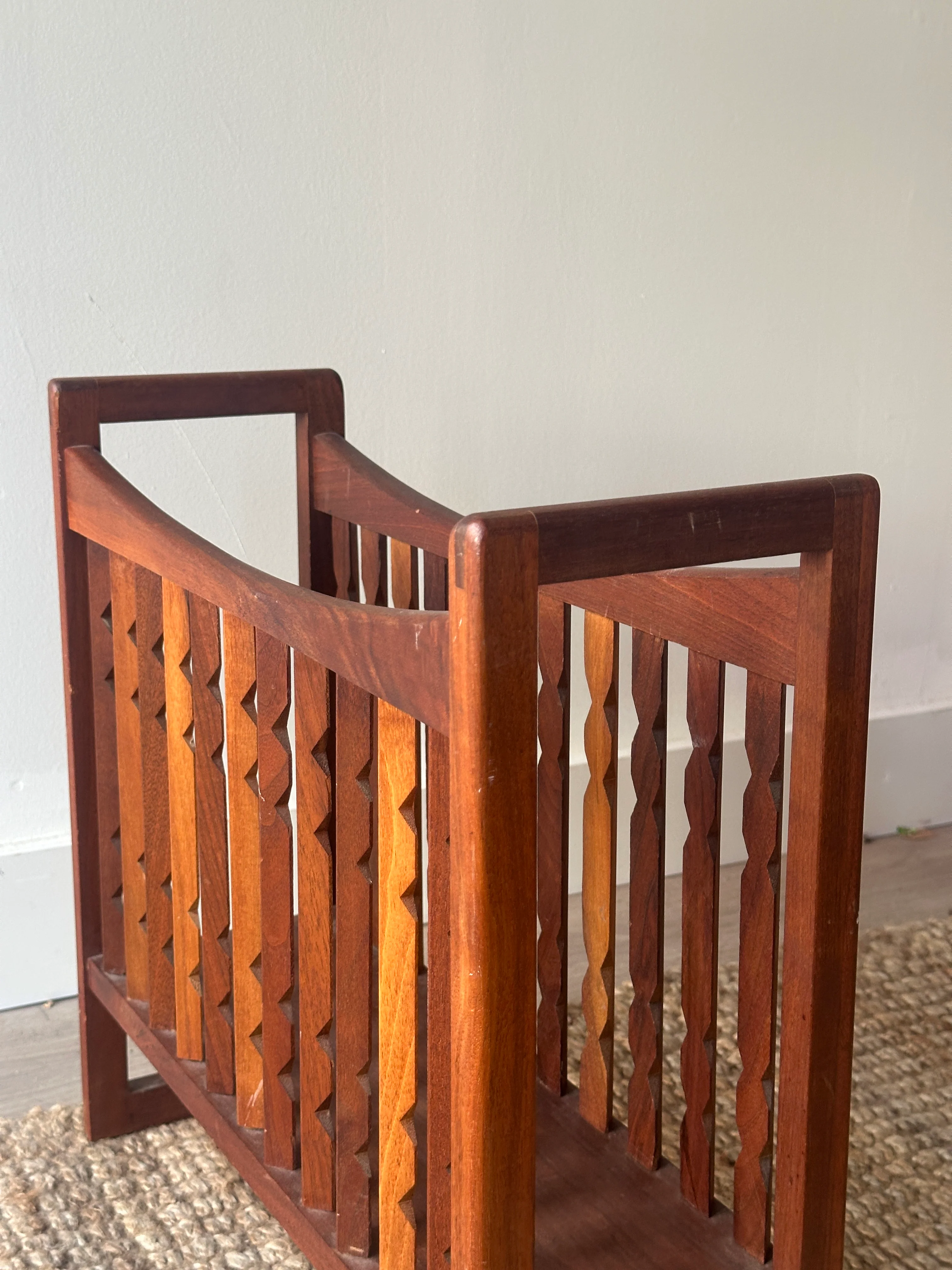 Teak magazine holder - Image 7