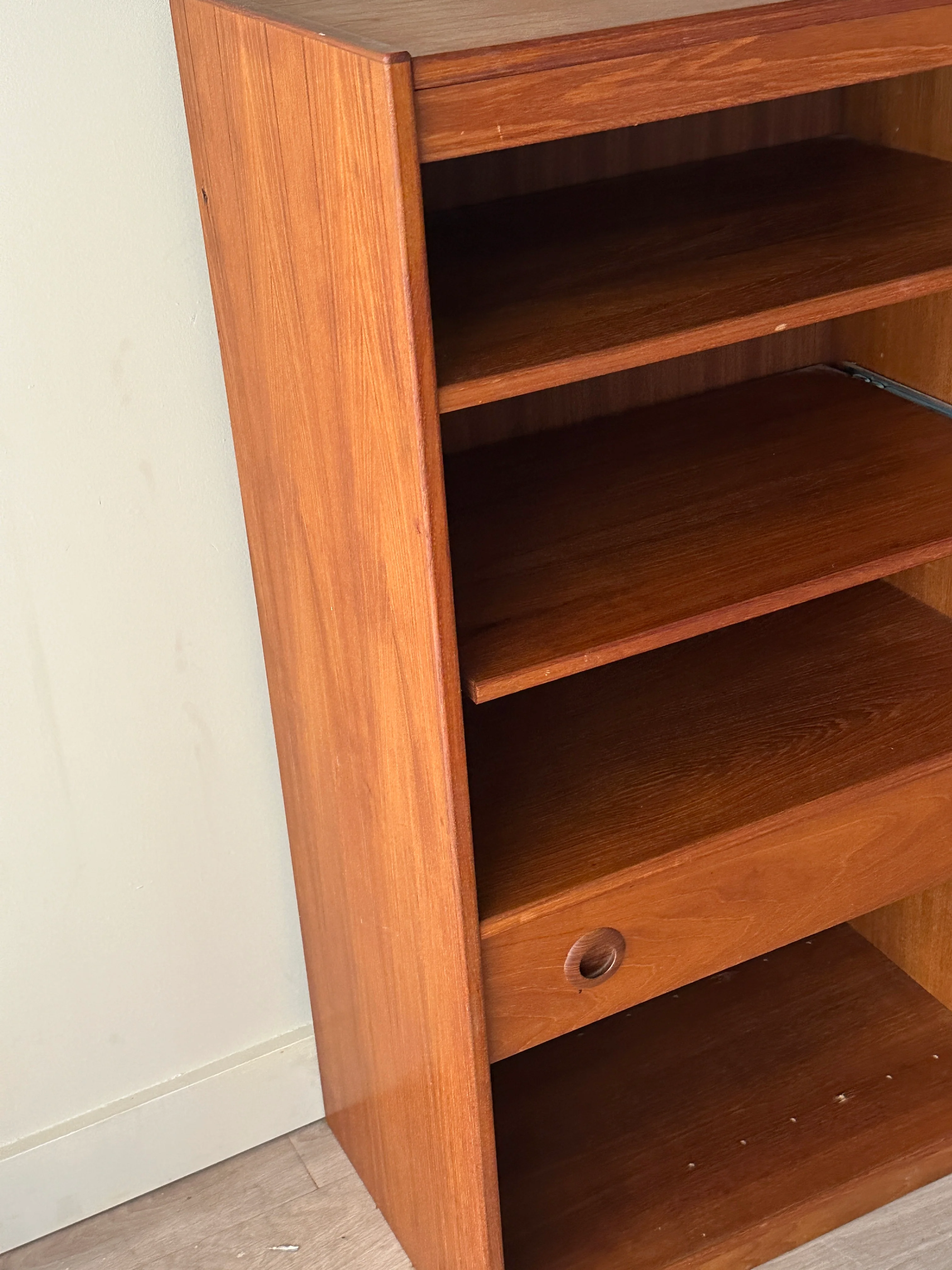 Teak record cabinet - Image 4