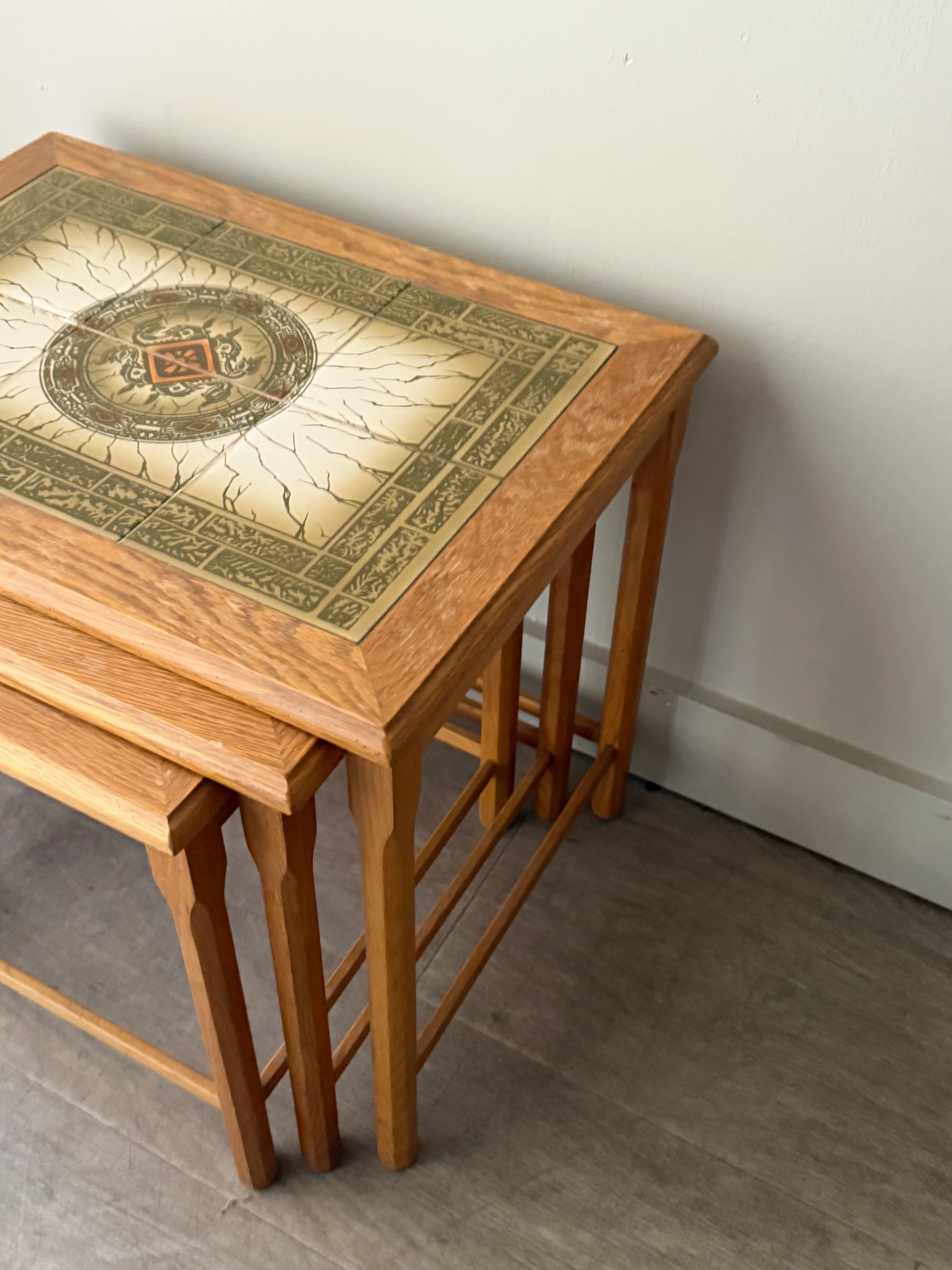 Toften Danish oak & tile nesting tables - Image 4