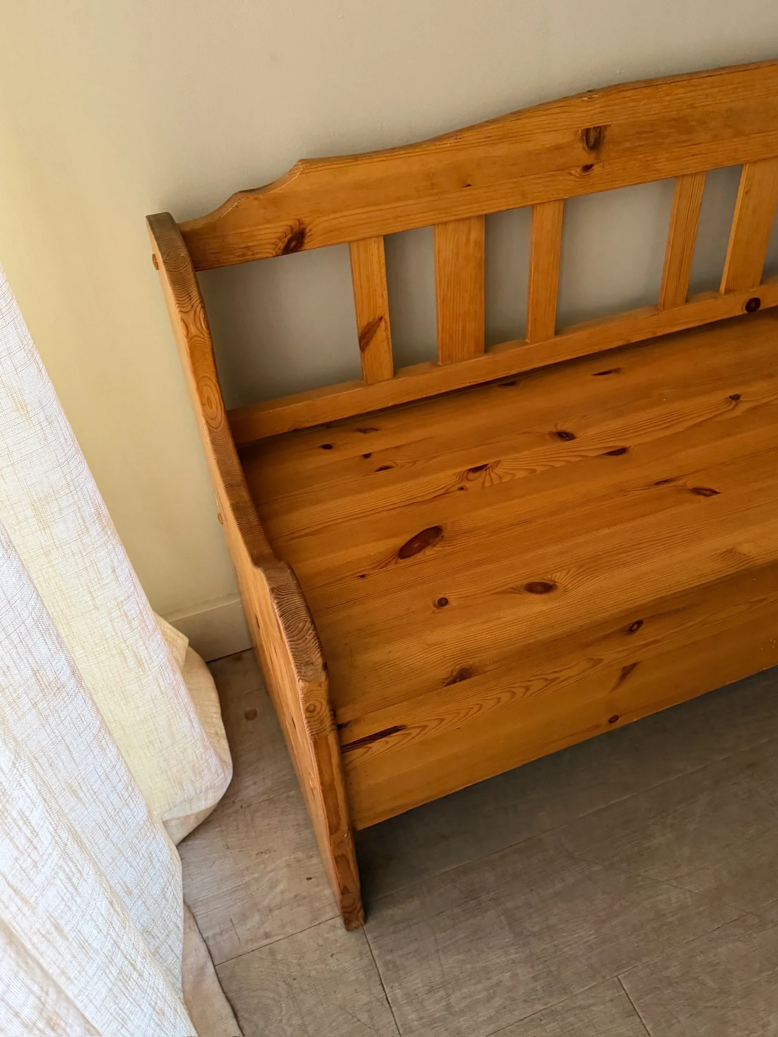 Tradets Mobler Swedish pine storage bench - Image 3