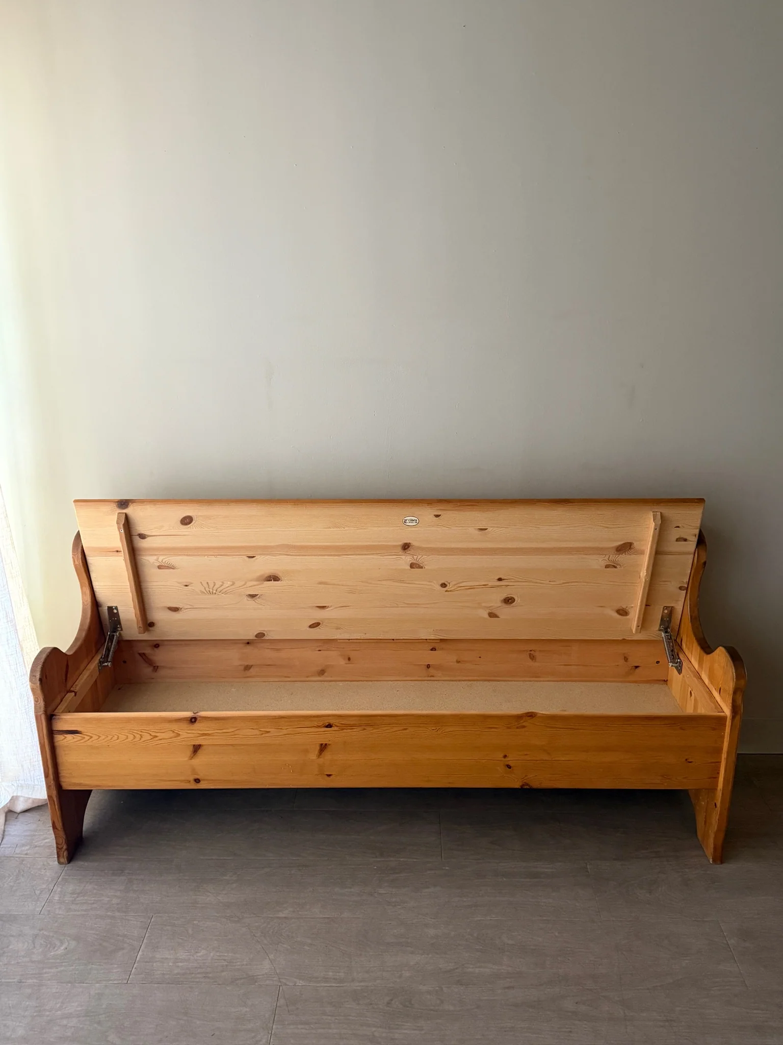 Tradets Mobler Swedish pine storage bench - Image 5