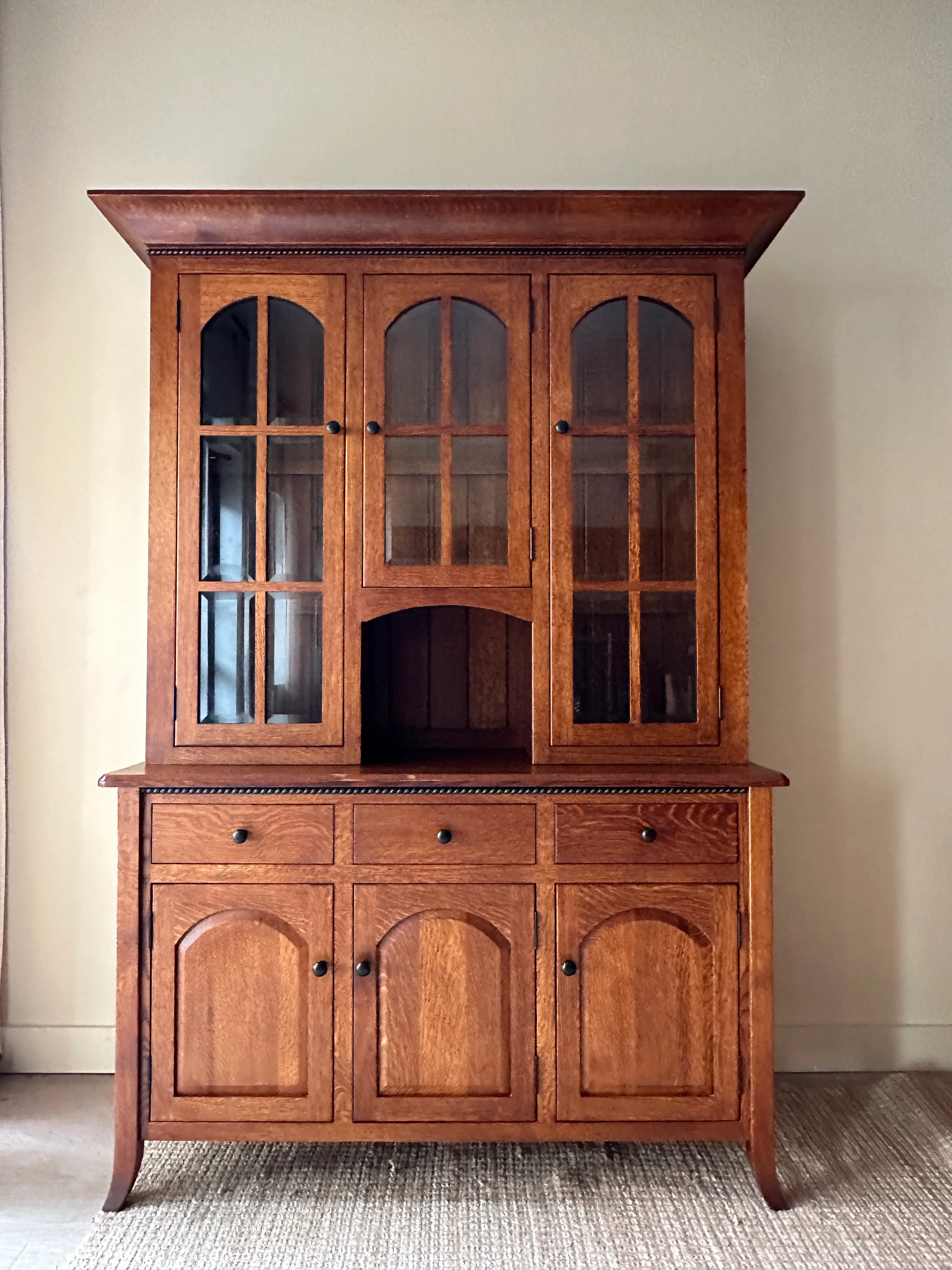 Two piece Mission oak hutch - Image 5