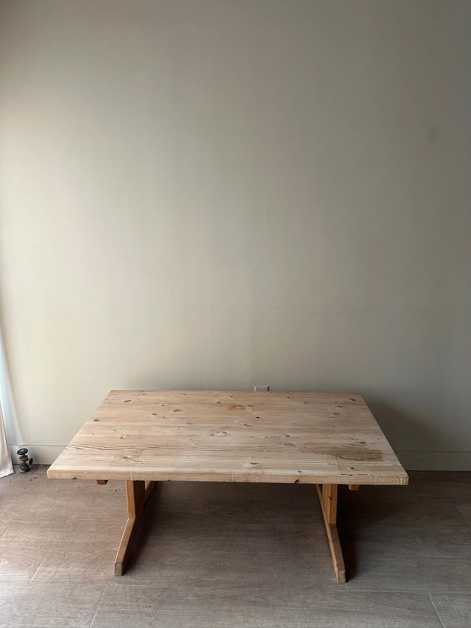 Poulsen pine coffee table - Image 2
