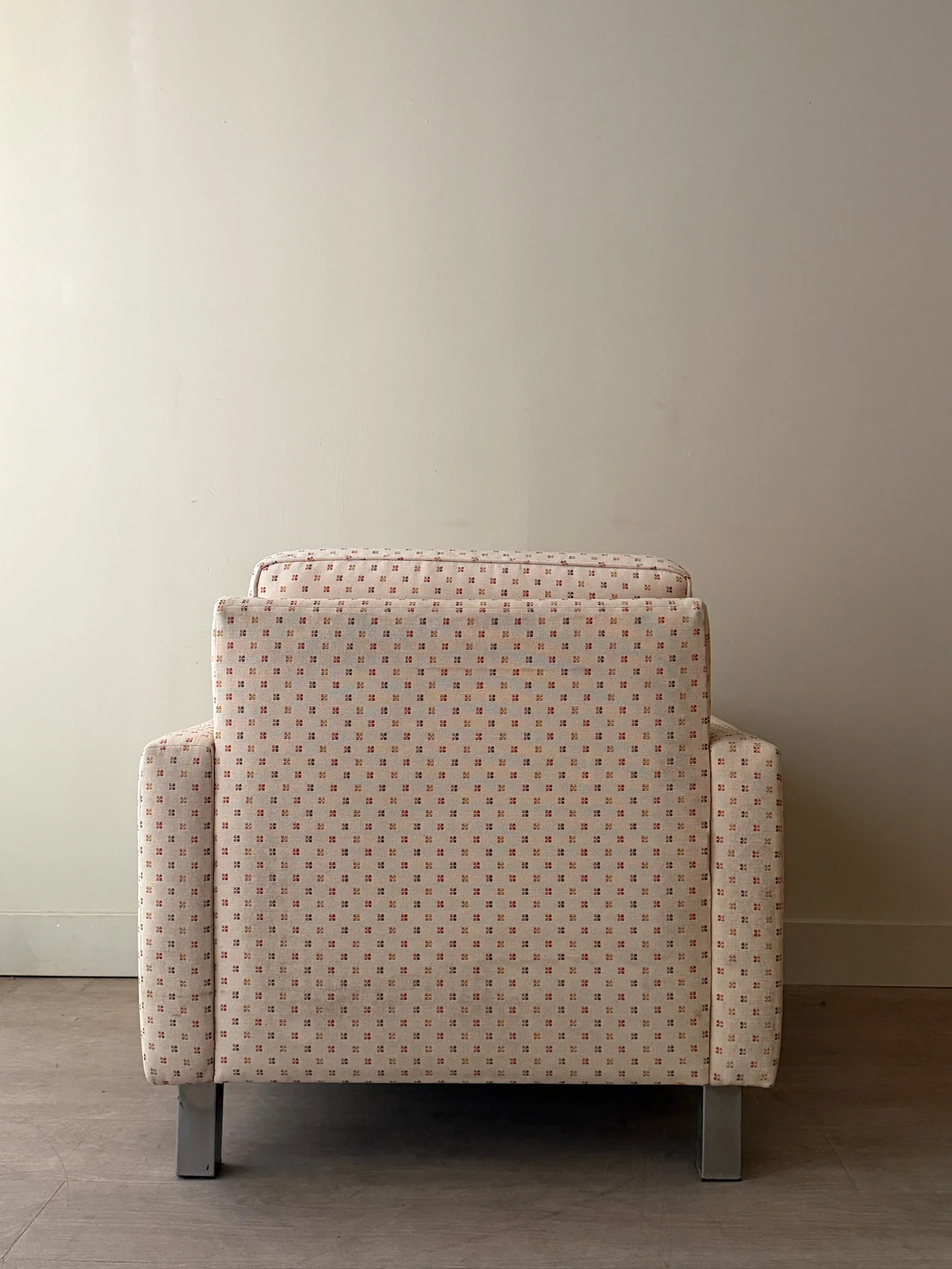 Upholstered chrome armchair - Image 8