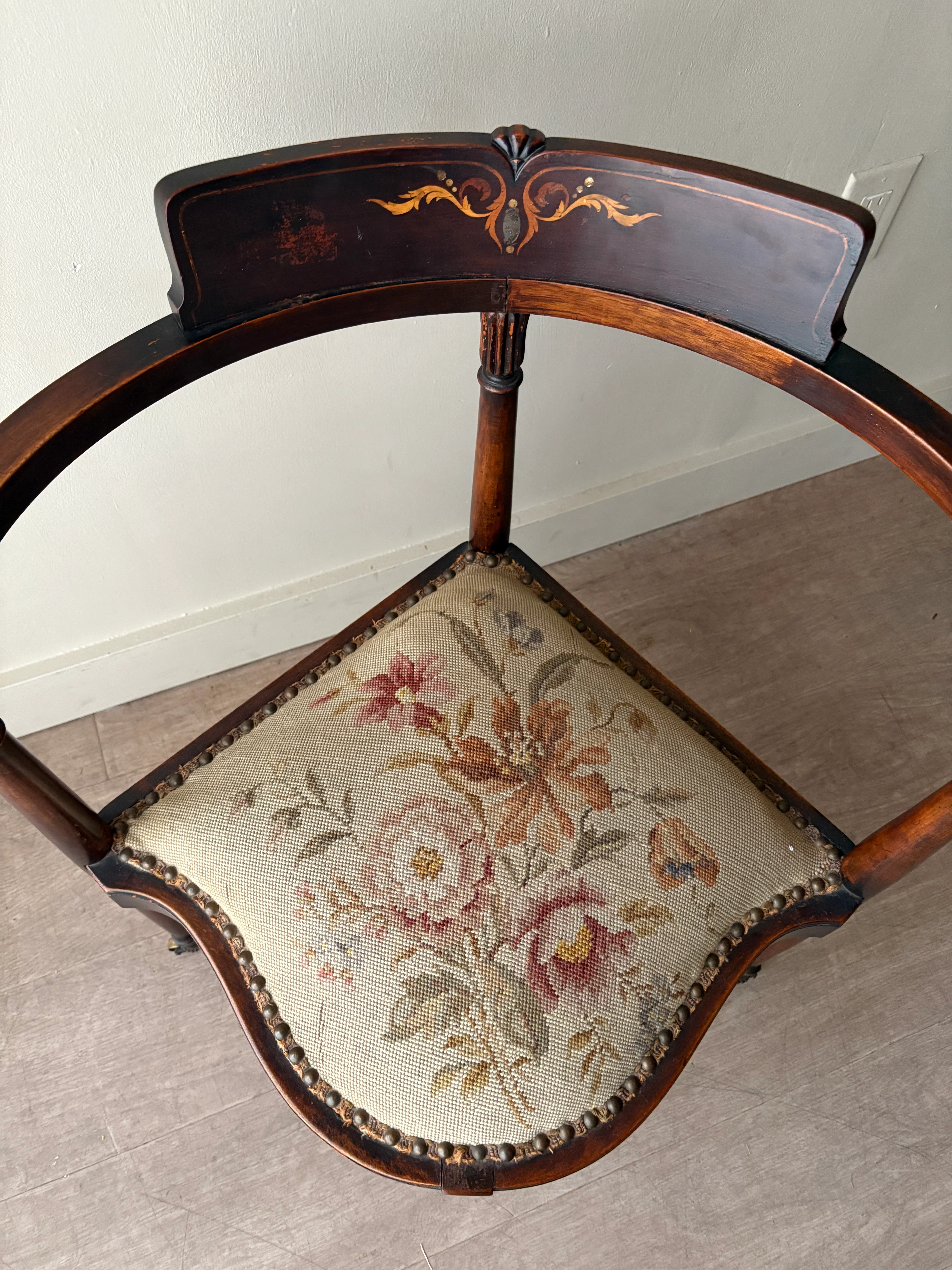Victorian inlaid mahogany corner chair - Image 5