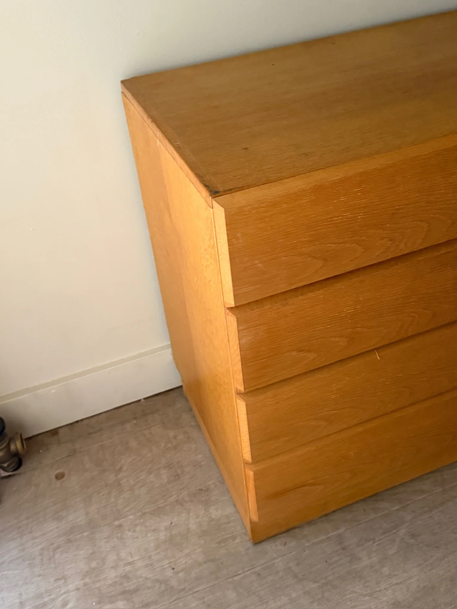 Vitre Danish oak dresser - Image 3