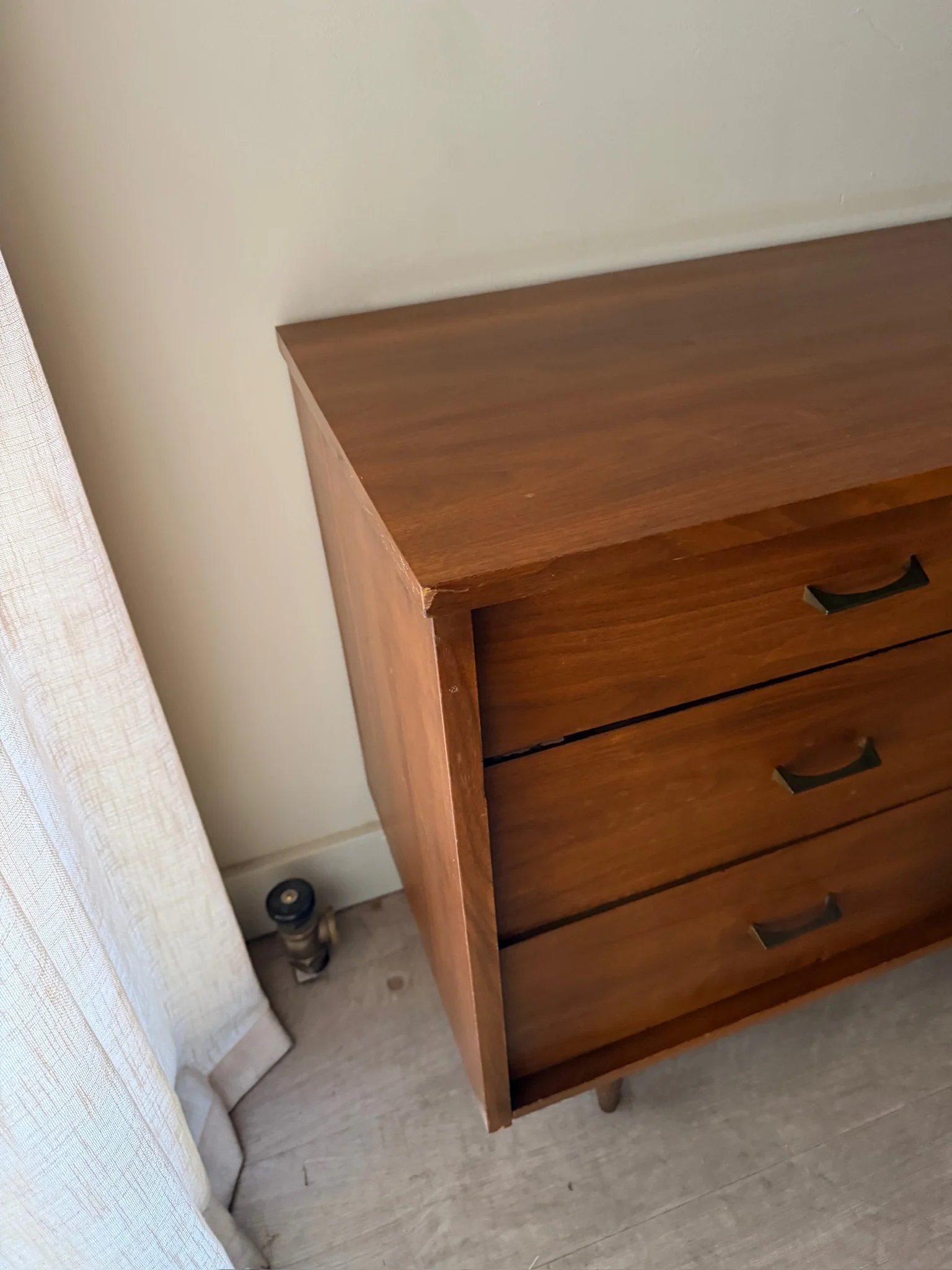 Walnut 9 drawer dresser - Image 3