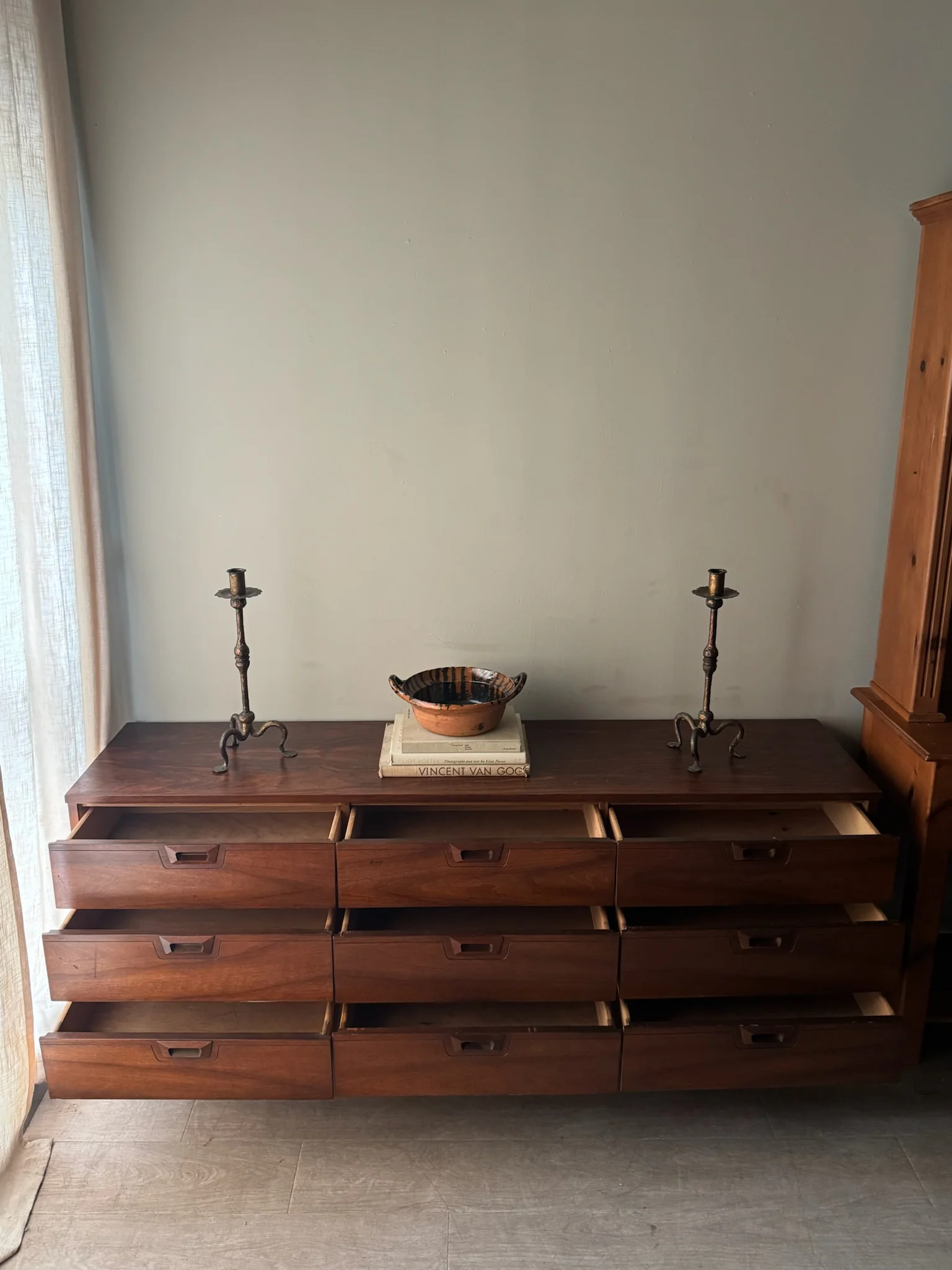 Walnut 9 drawer dresser - Image 4