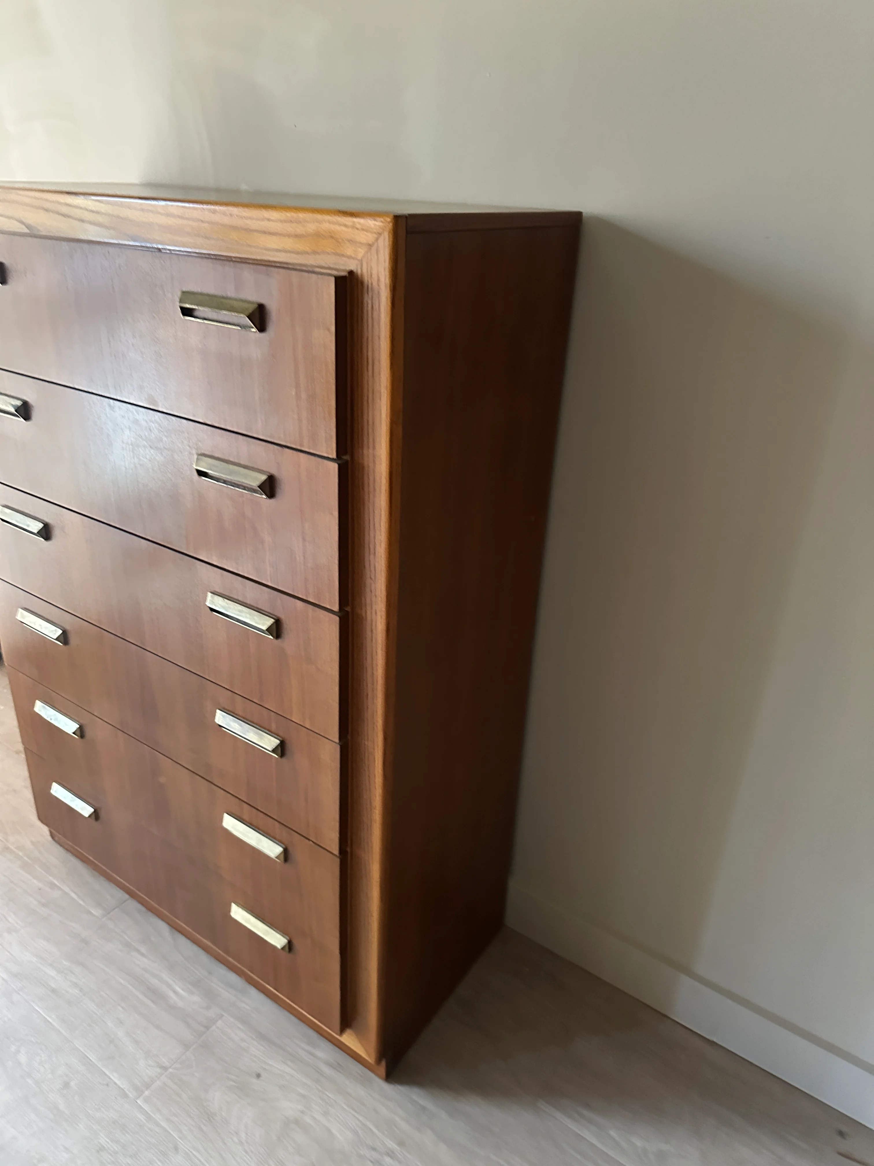 Walnut and Oak tallboy - Image 2