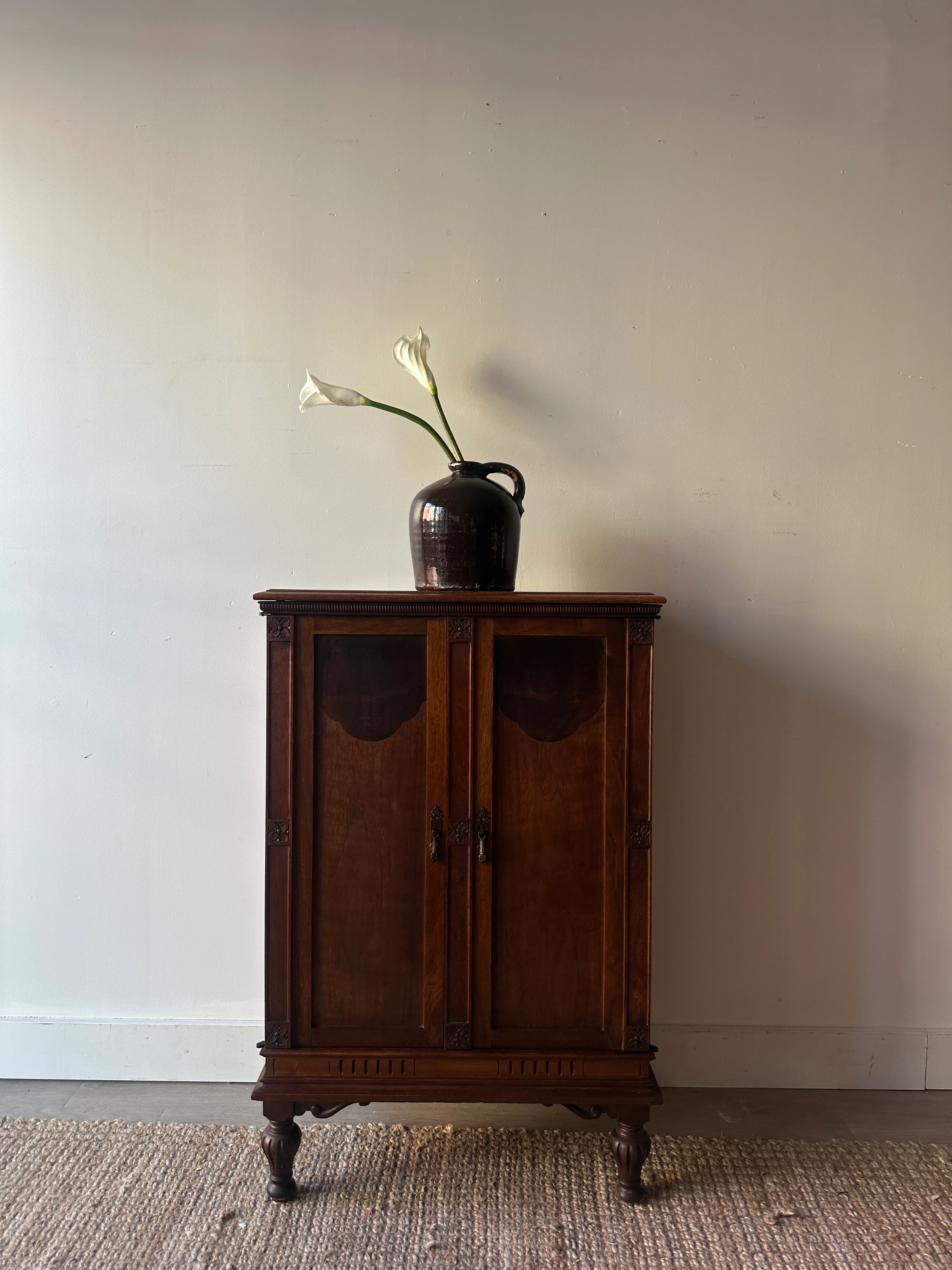Walnut bar