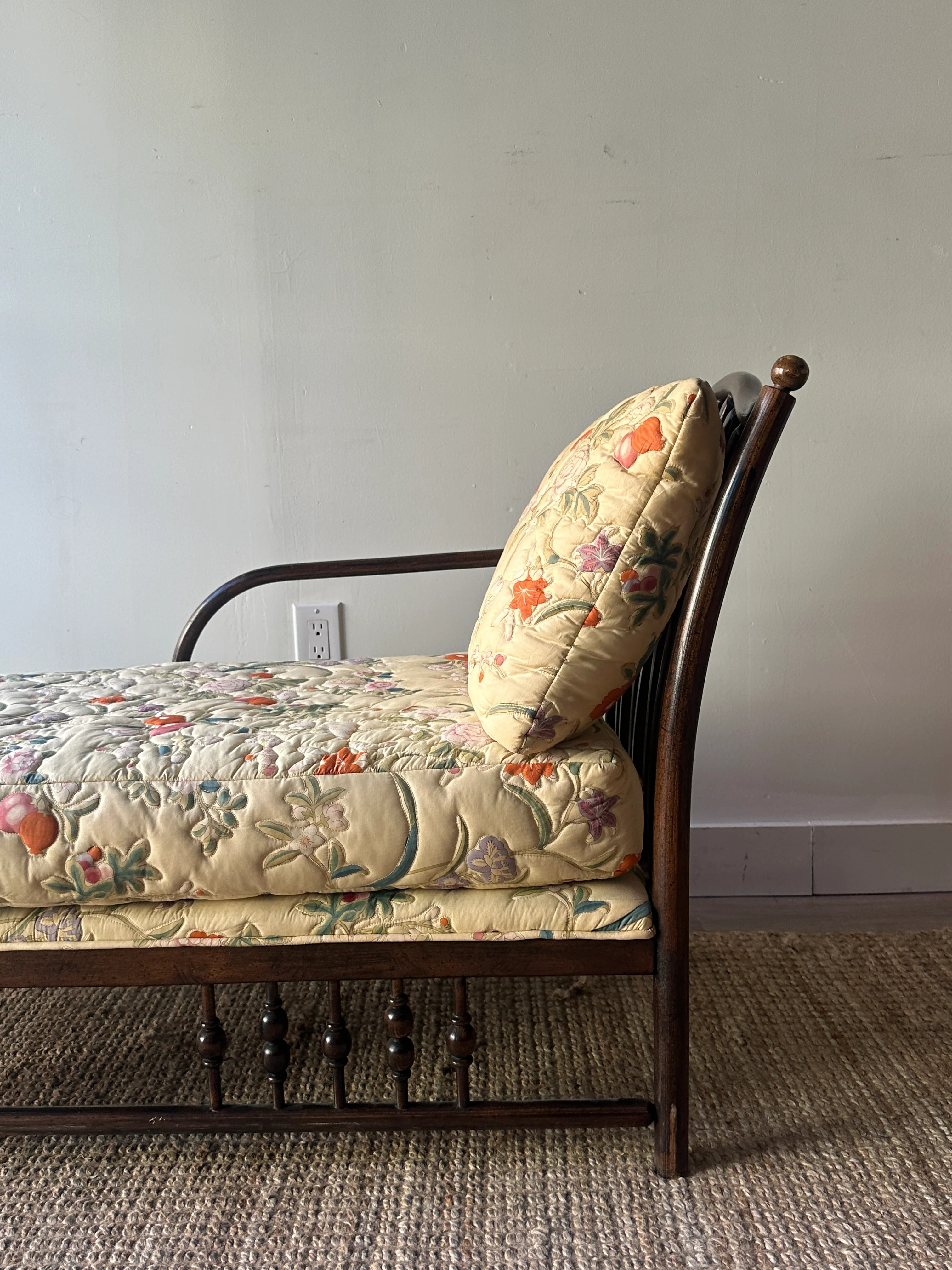 Walnut chaise - Image 3