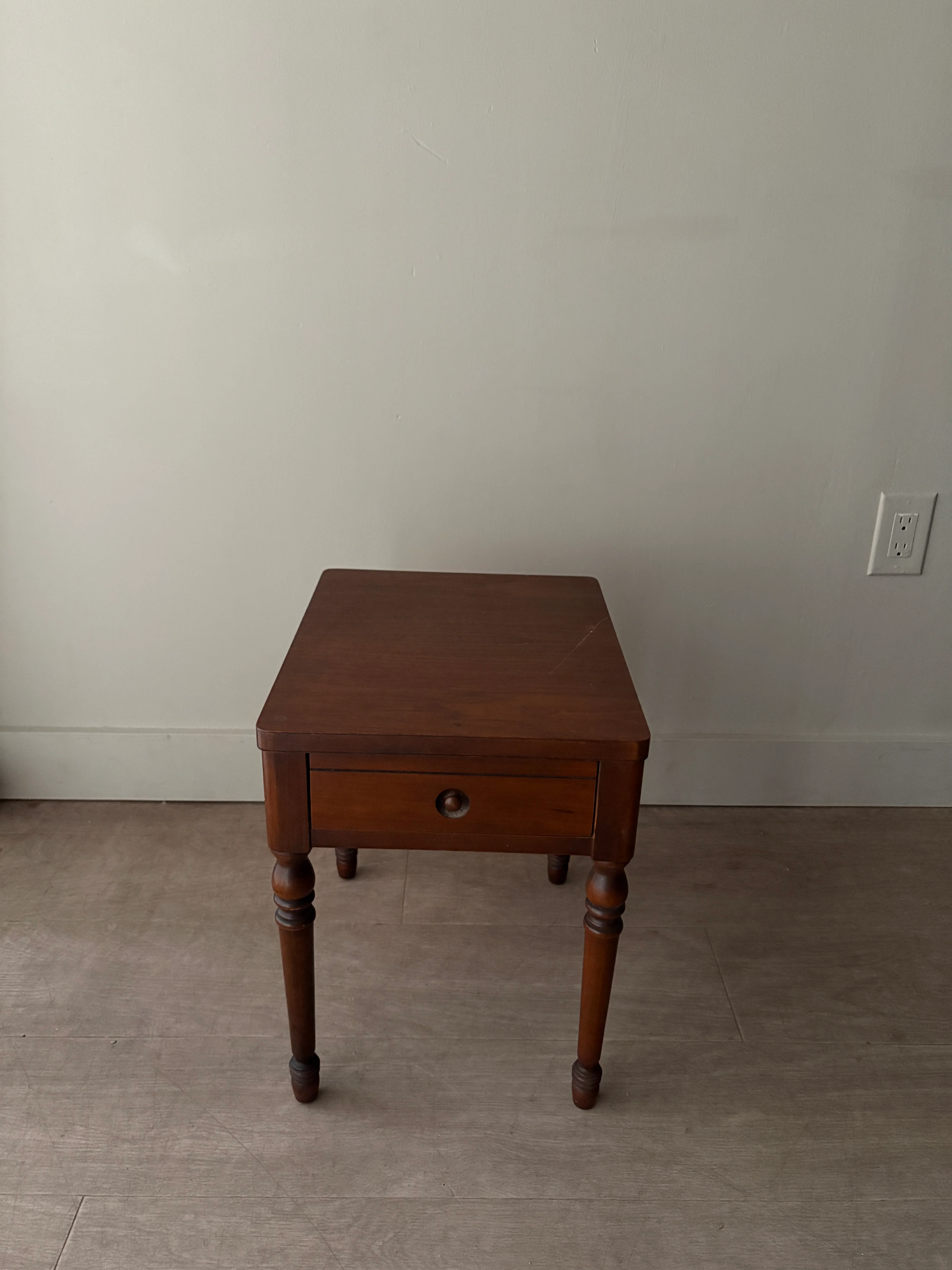 Walnut cocktail table - Image 2