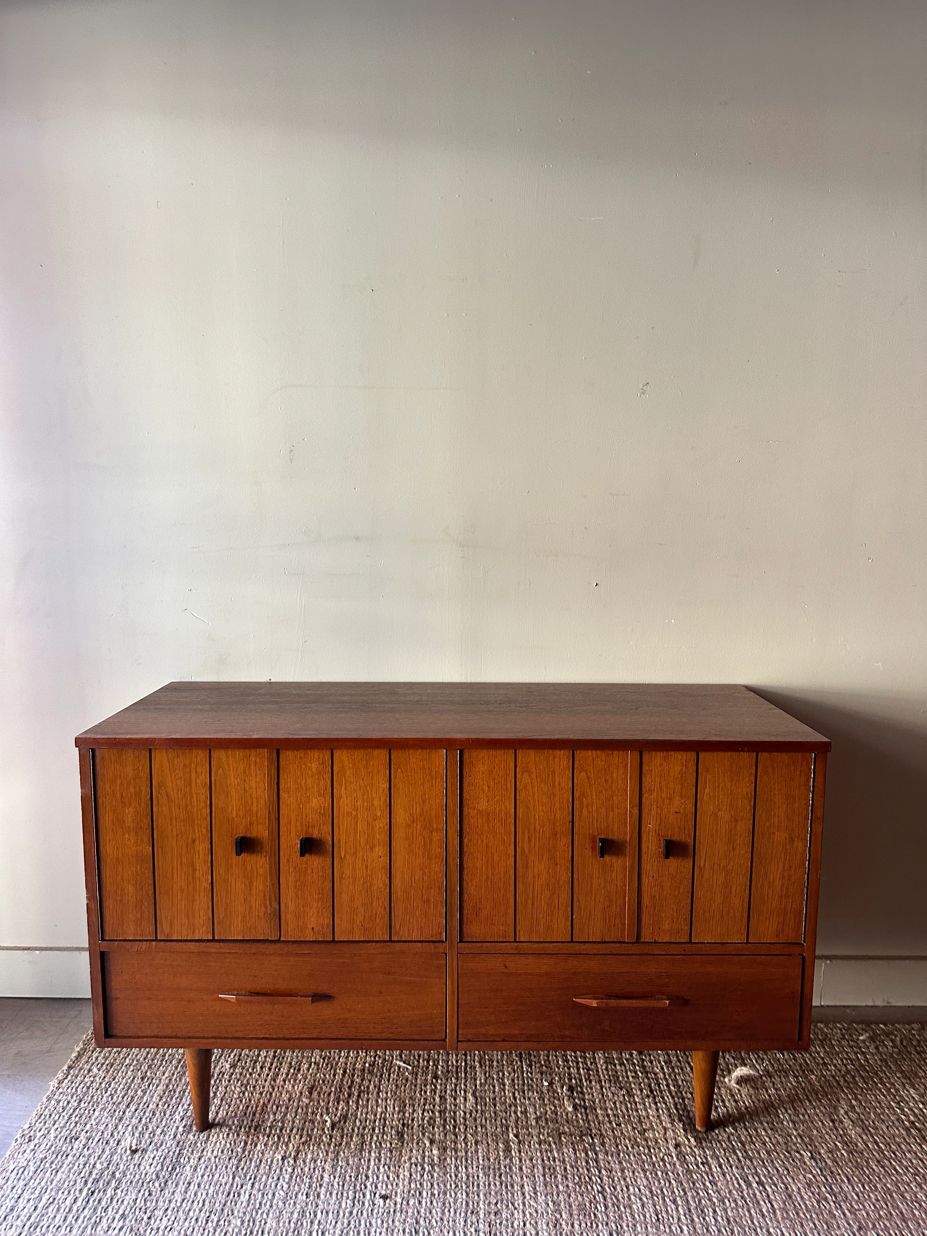 Walnut console - Image 2