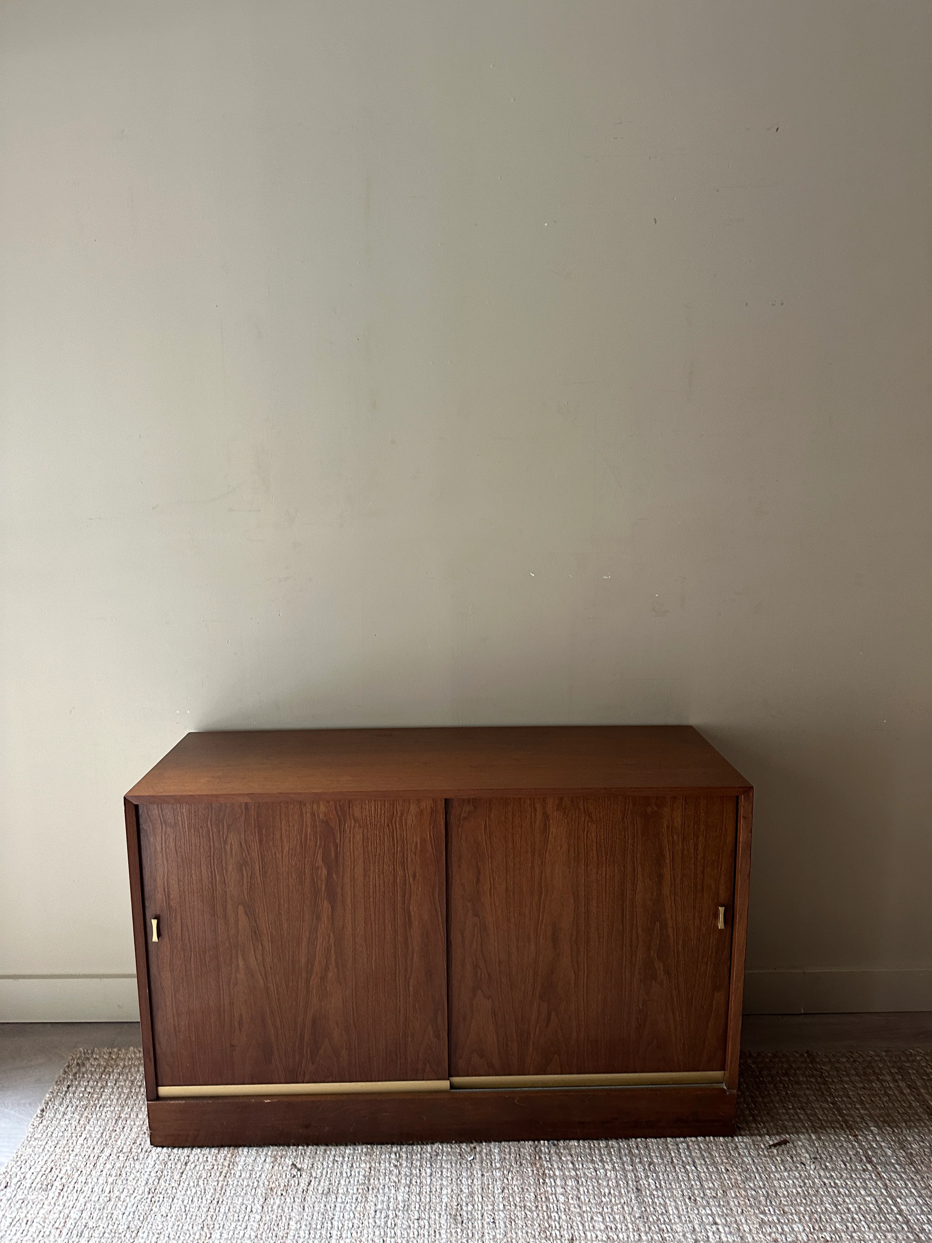 Walnut console - Image 2