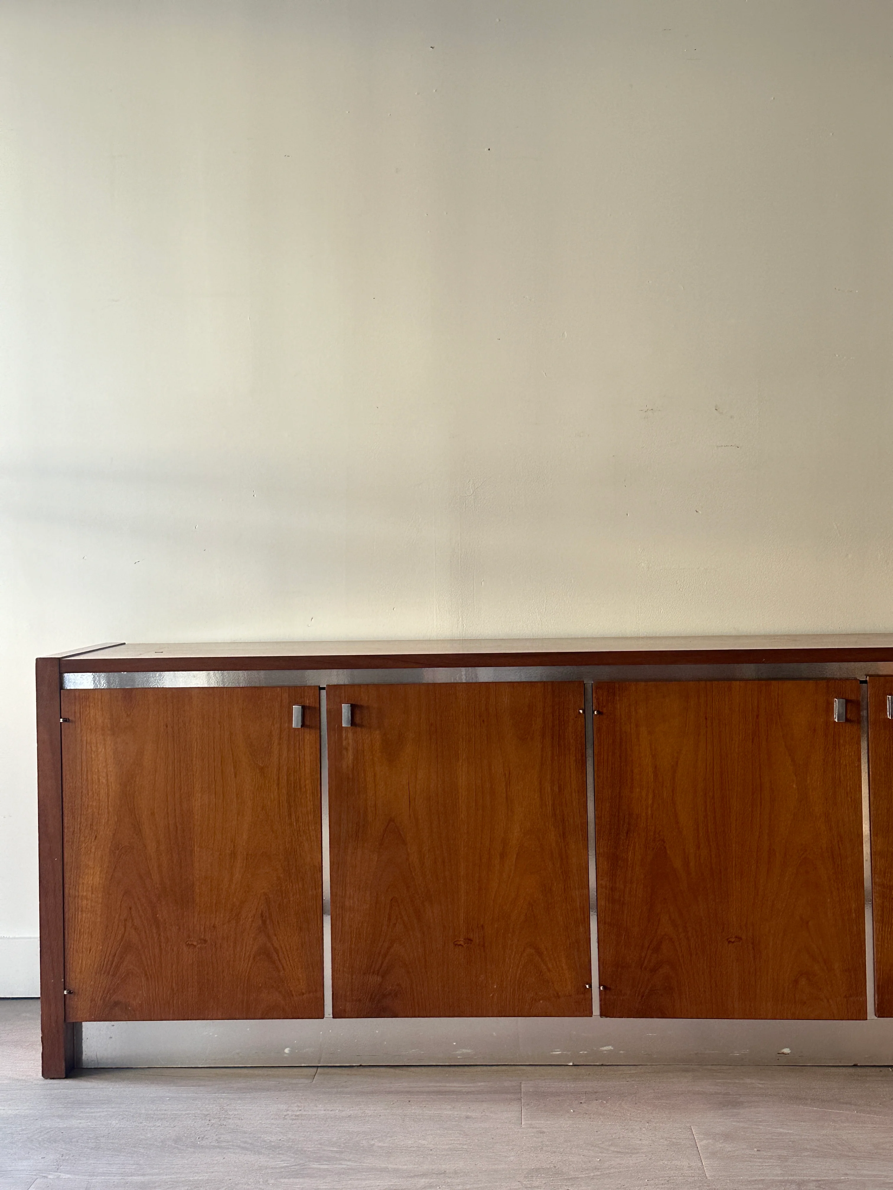 Walnut credenza - Image 2