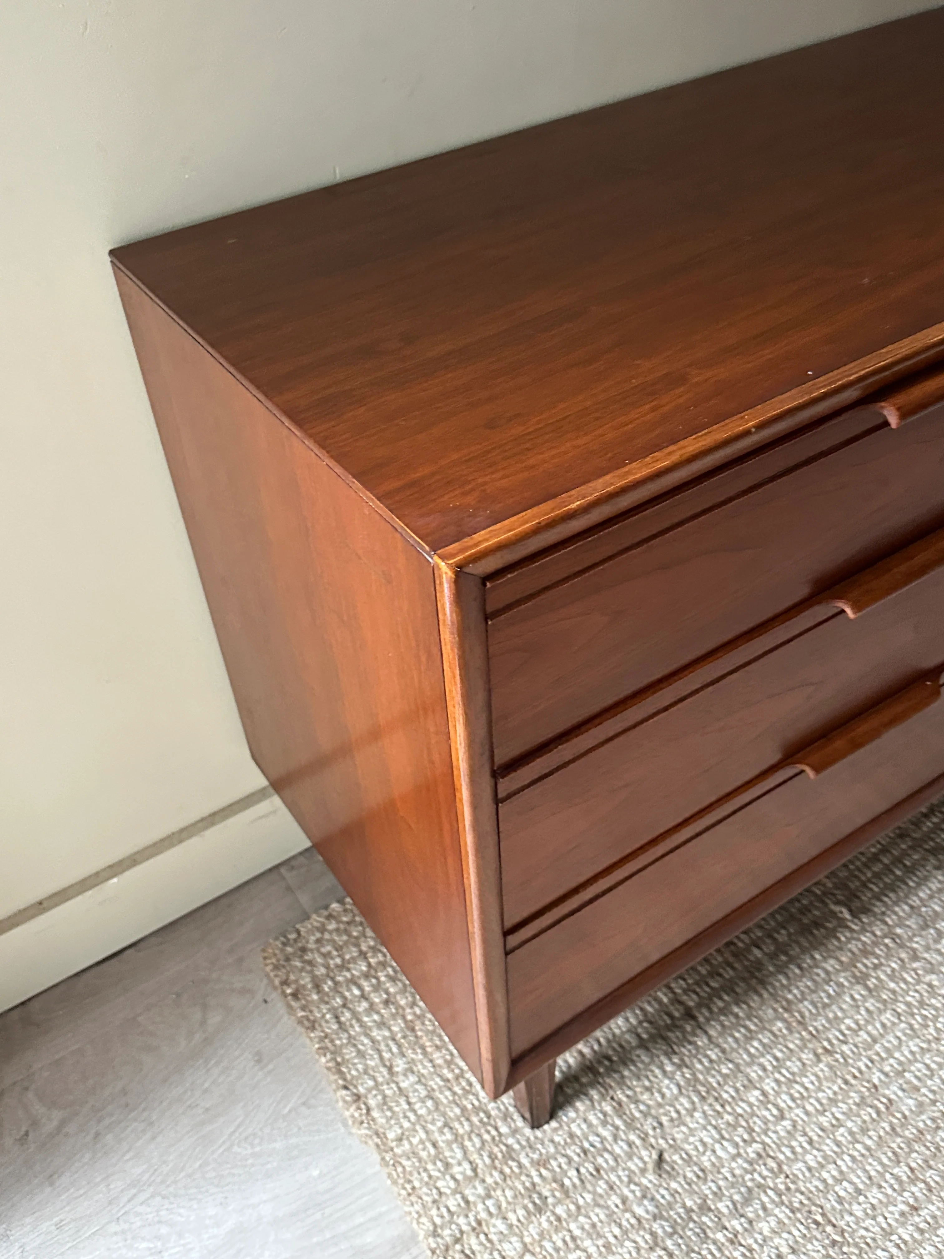 Walnut credenza - Image 3