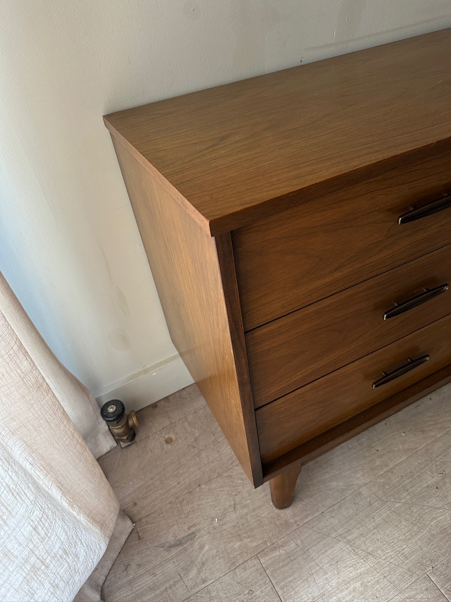 Walnut credenza - Image 3