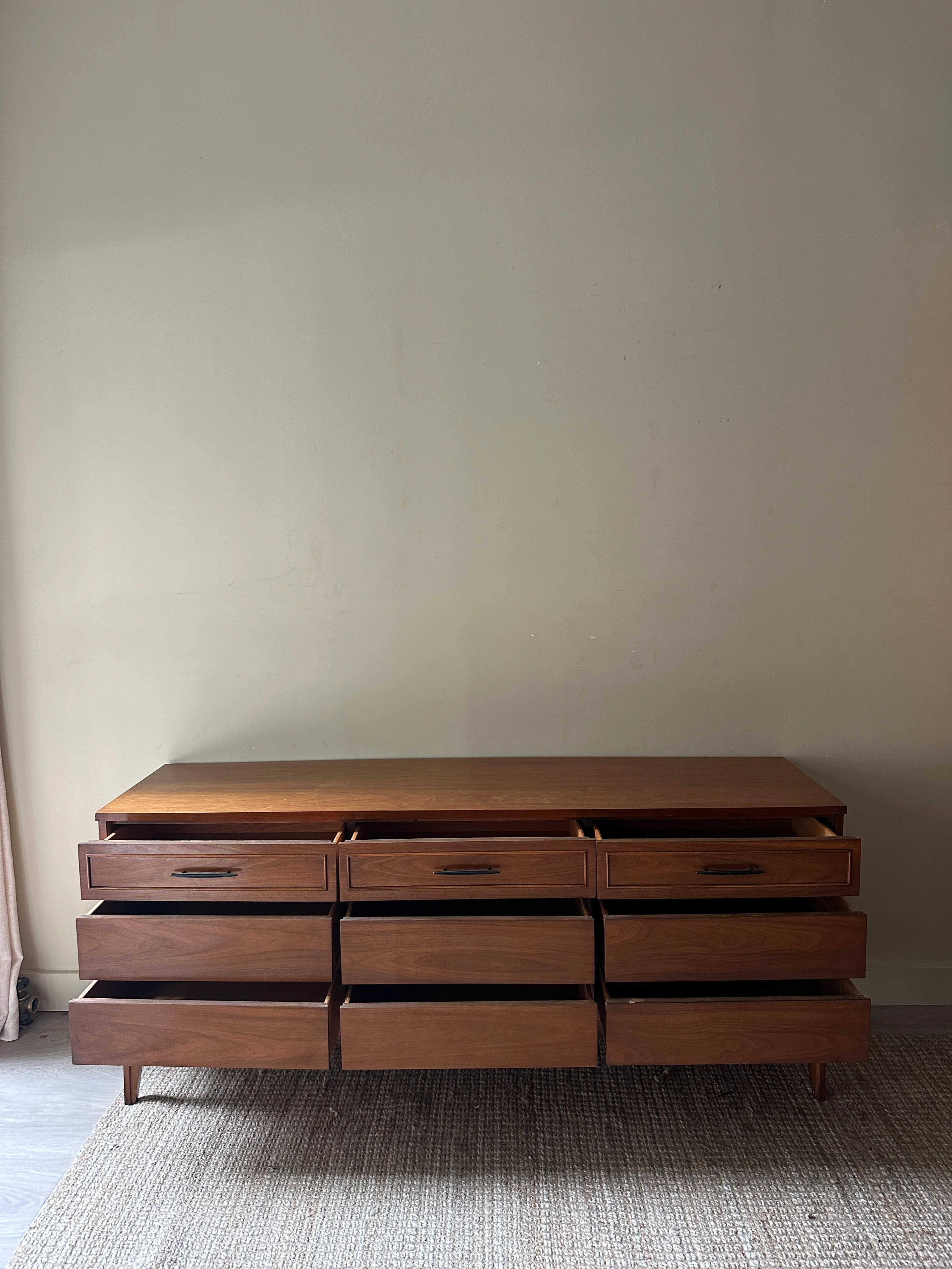 Walnut credenza - Image 5