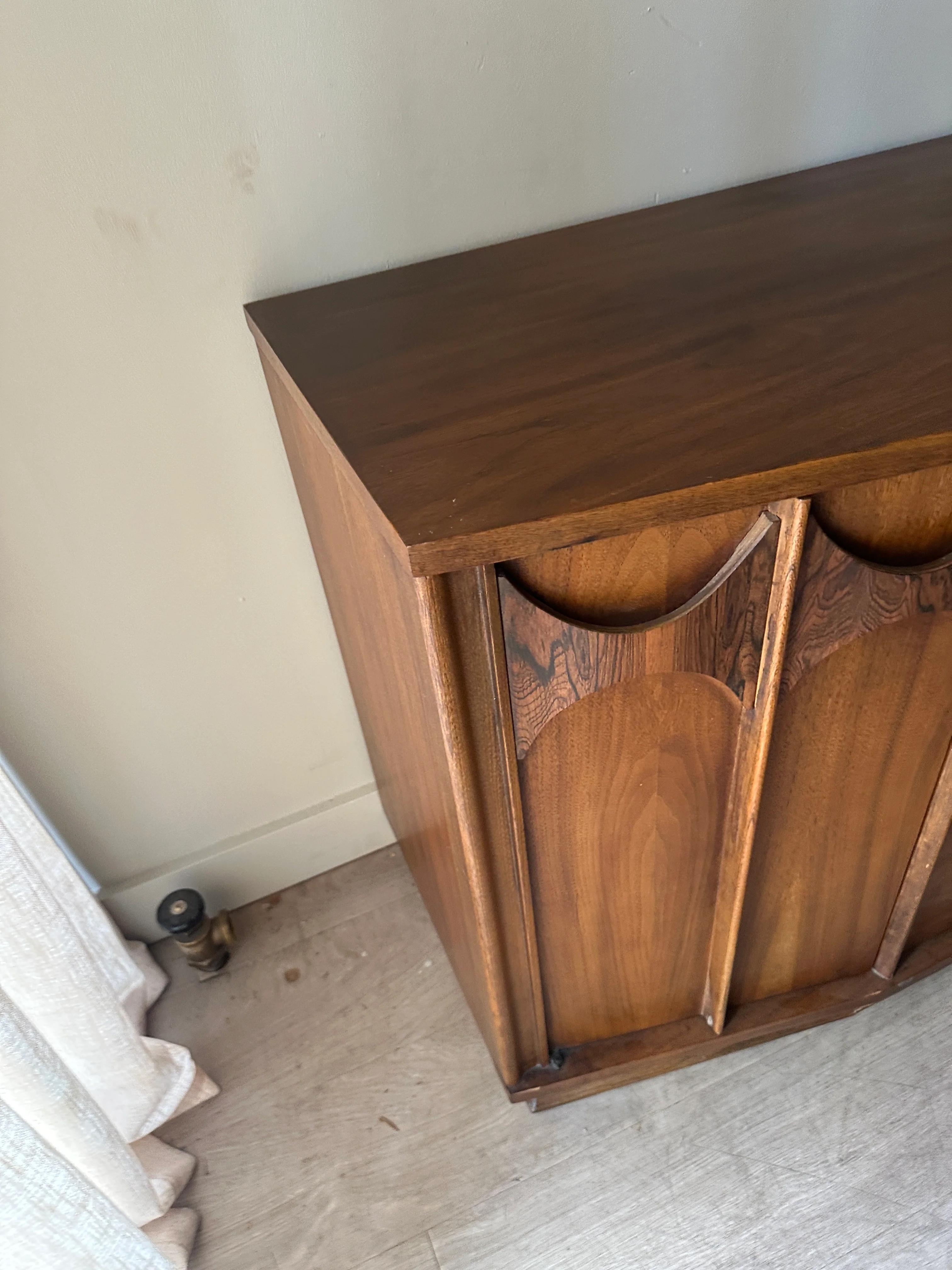 Perspecta Kent Coffey credenza - Image 2