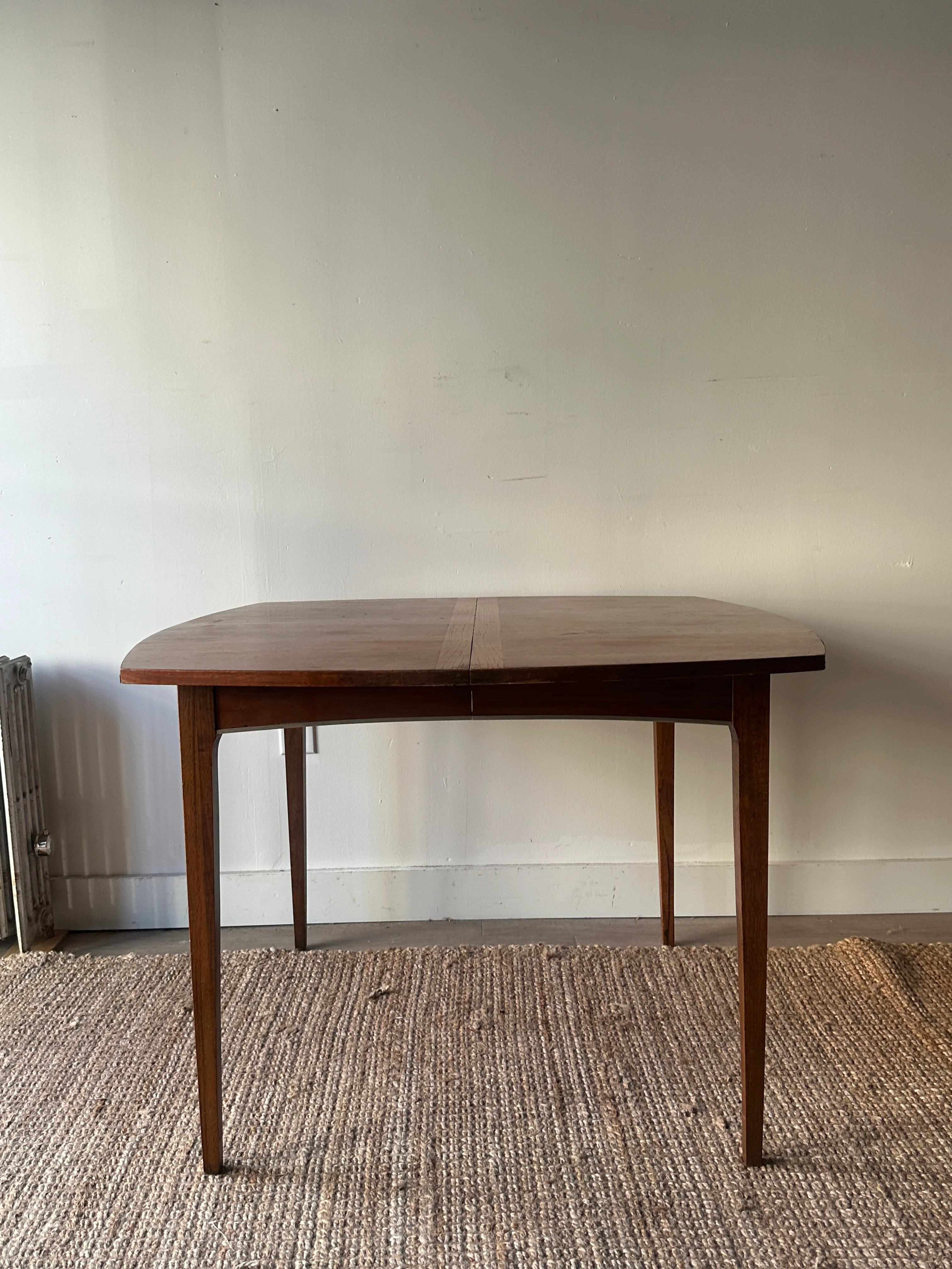 Walnut dining table - Image 2